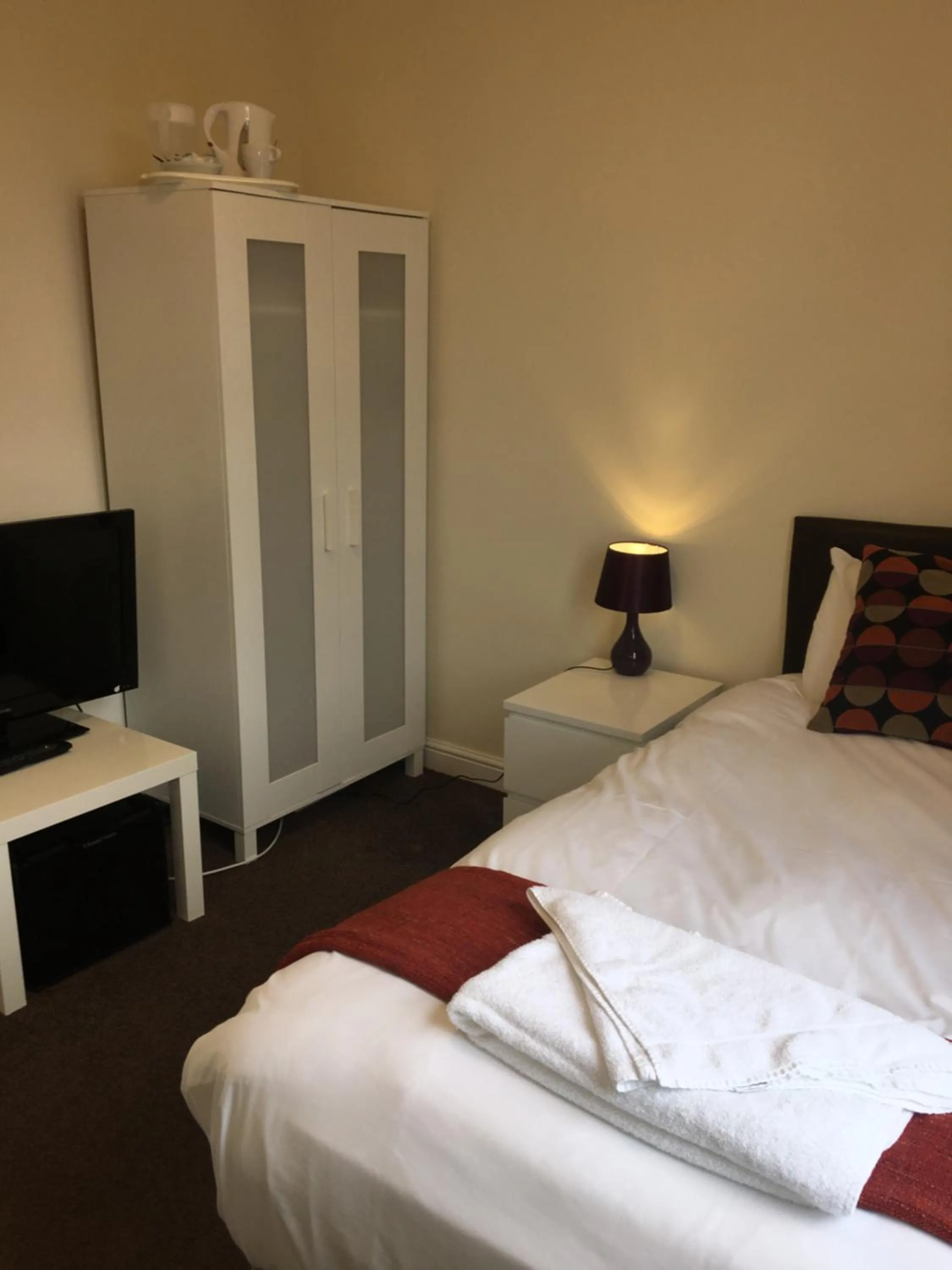 Bed in The Horse and Jockey