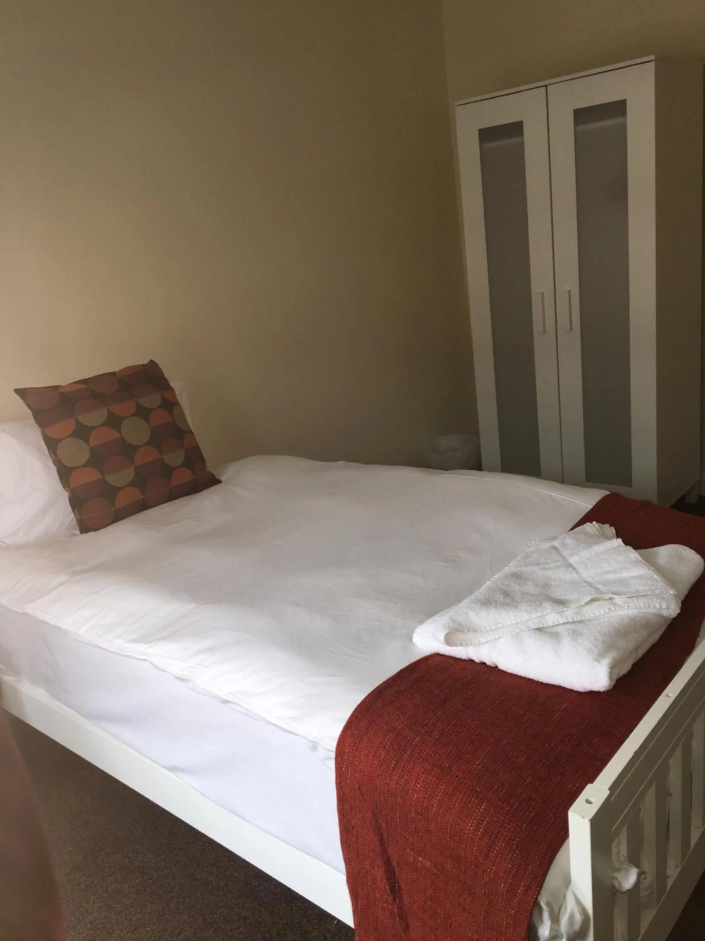 Bed in The Horse and Jockey