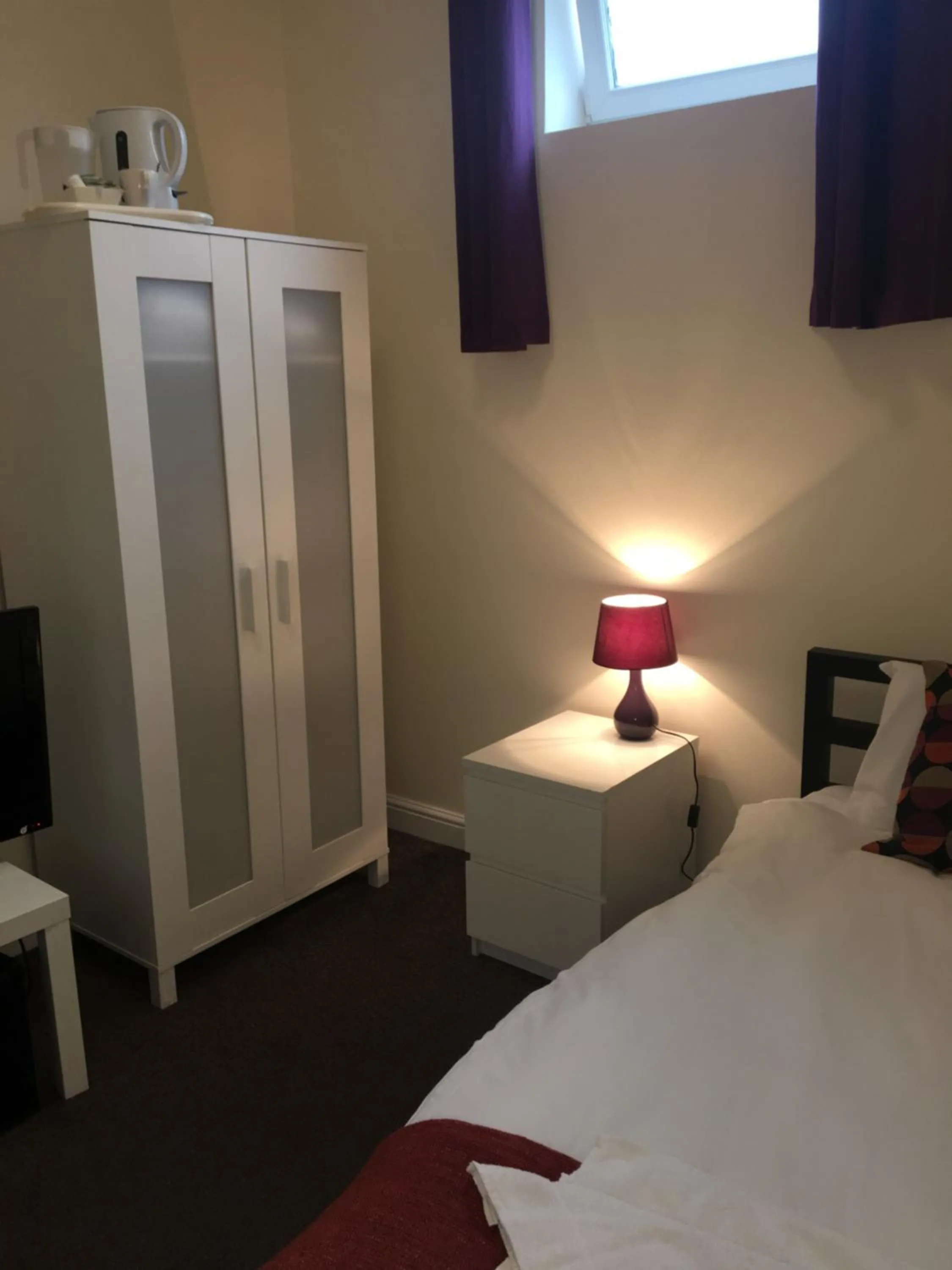 Bed in The Horse and Jockey