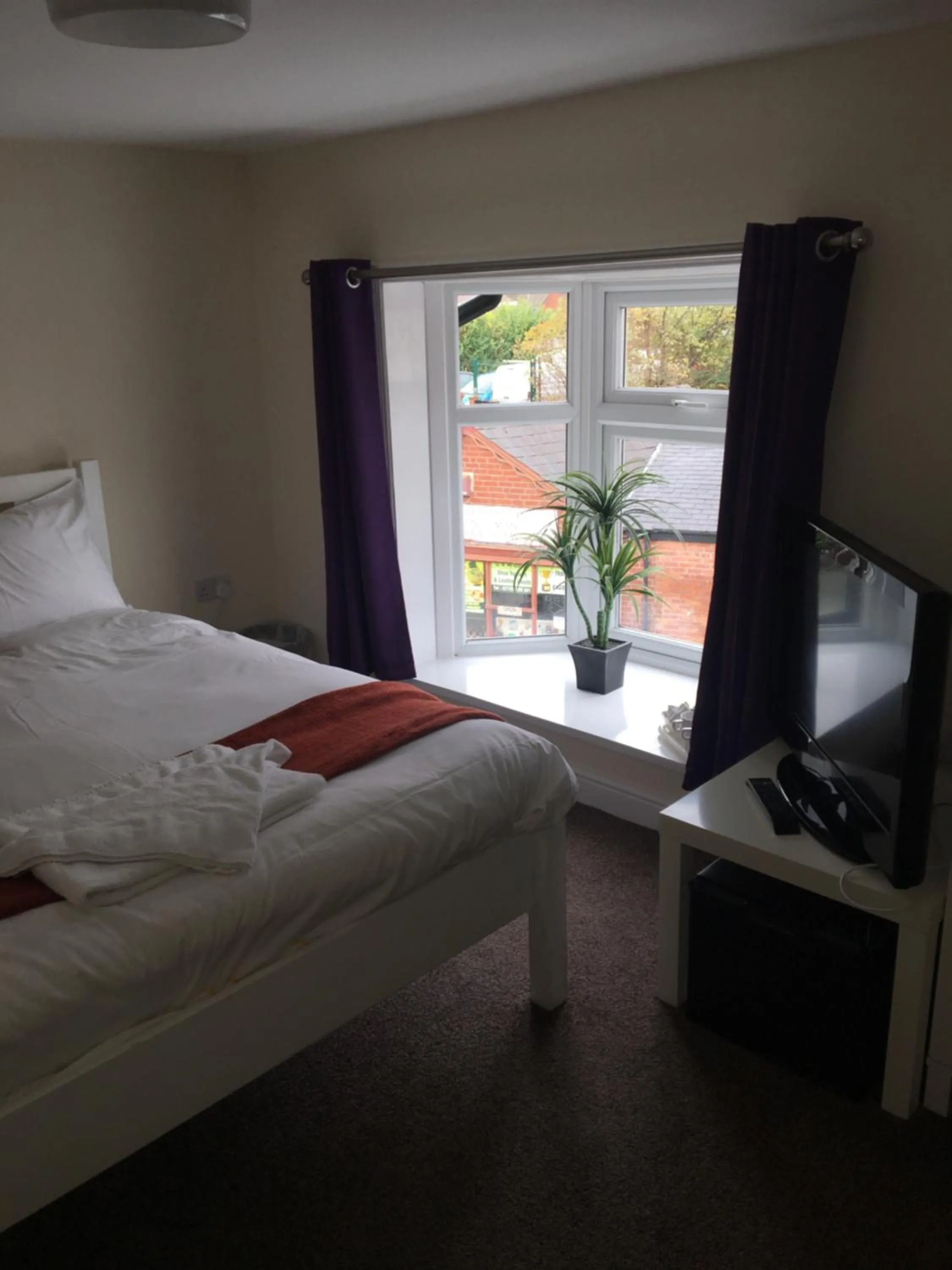 Bed in The Horse and Jockey