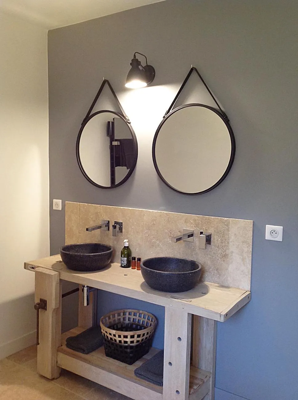 Shower in Bastide Nomade - guest house