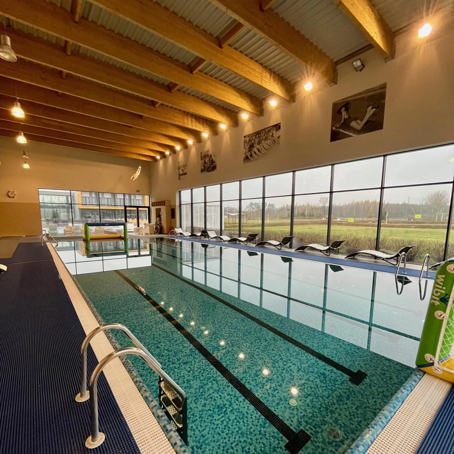 Swimming pool in Hotel Bonifacio SPA&SPORT Resort