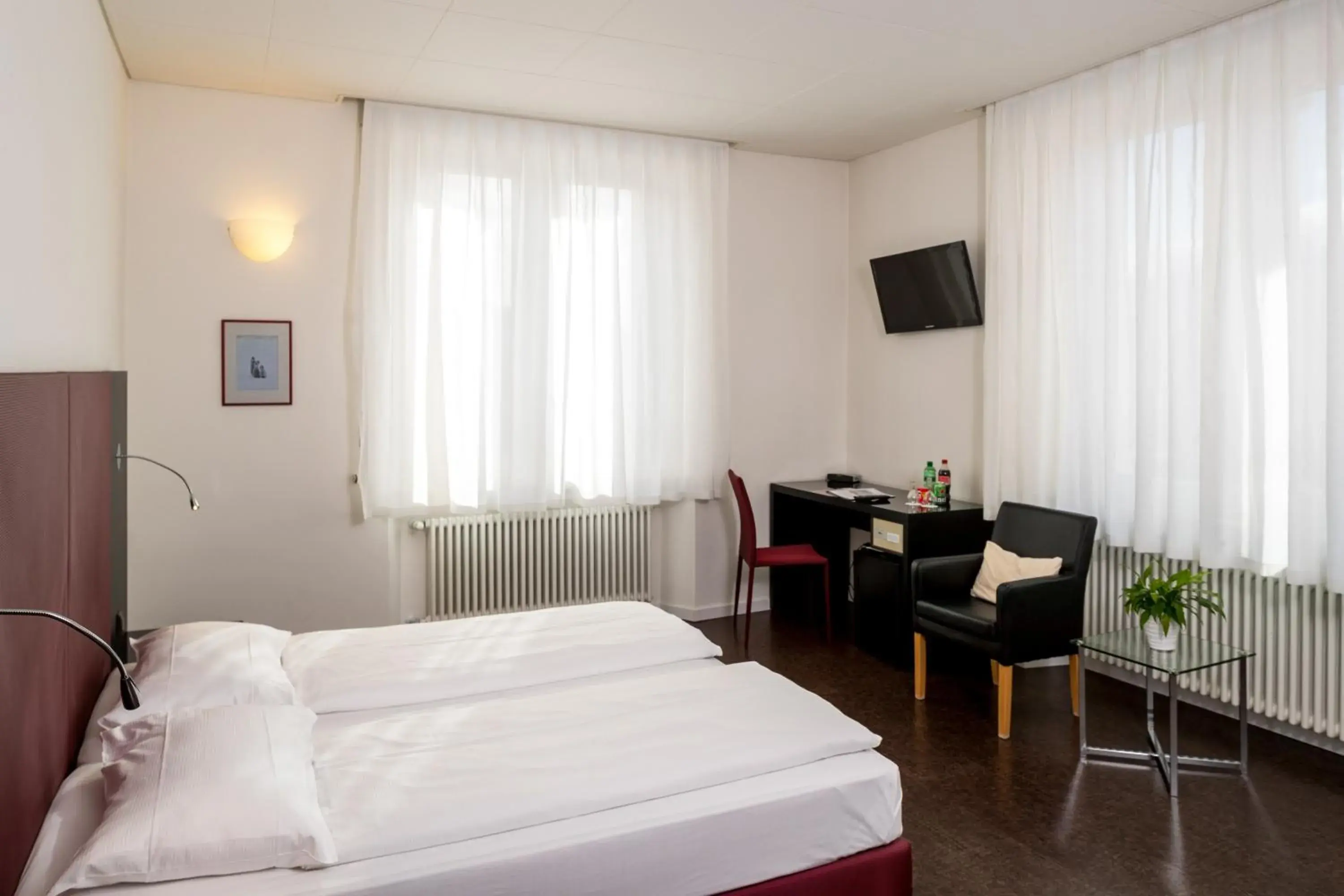 Bedroom, Bed in Hotel Rio Muralto Bedroom, Bed in Hotel Rio Muralto