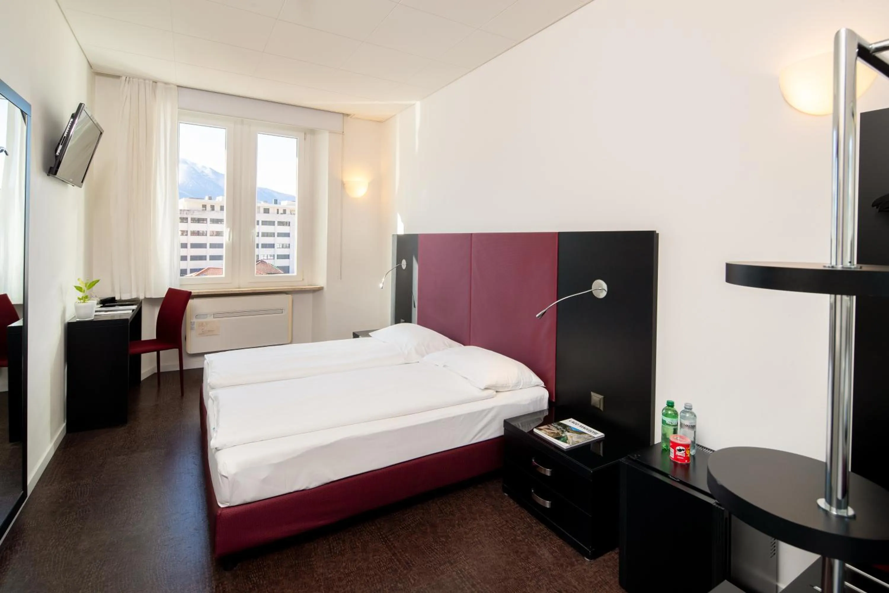 View (from property/room), Bed in Hotel Rio Muralto