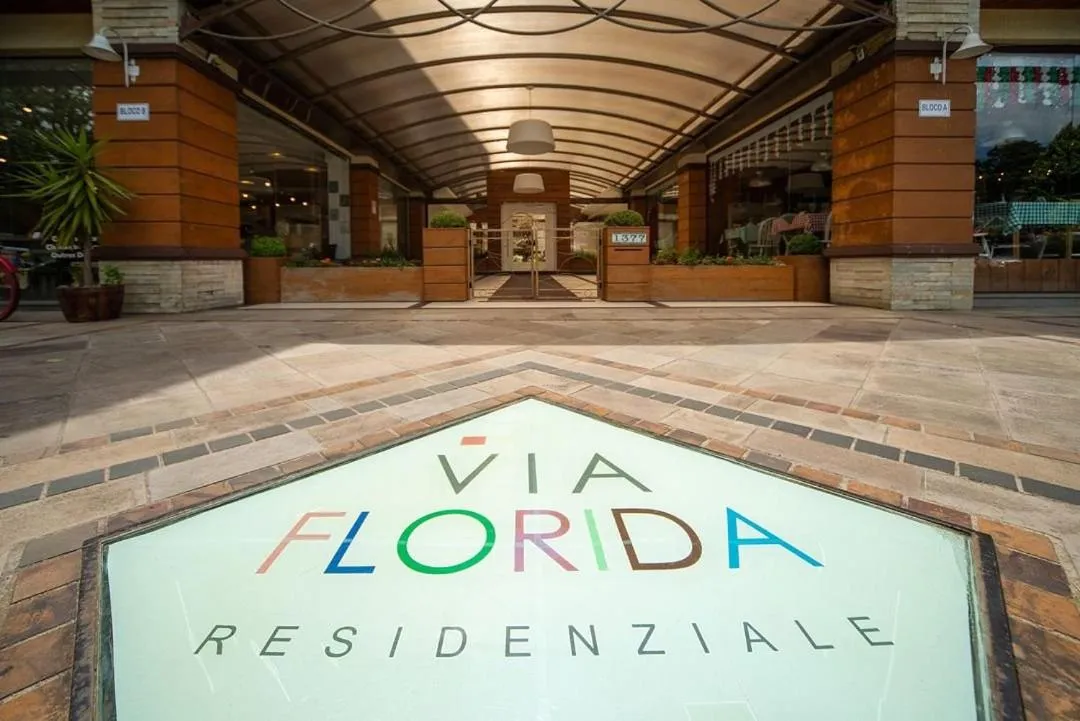 600 metros, Rua Coberta Centro - Via Florida 306A