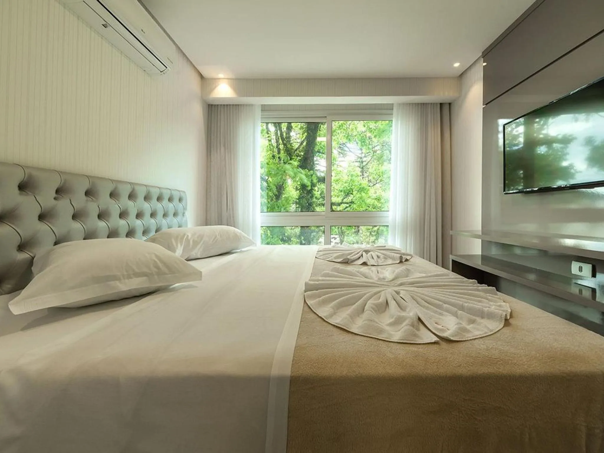 Bed in 600 metros, Rua Coberta Centro - Via Florida 306A