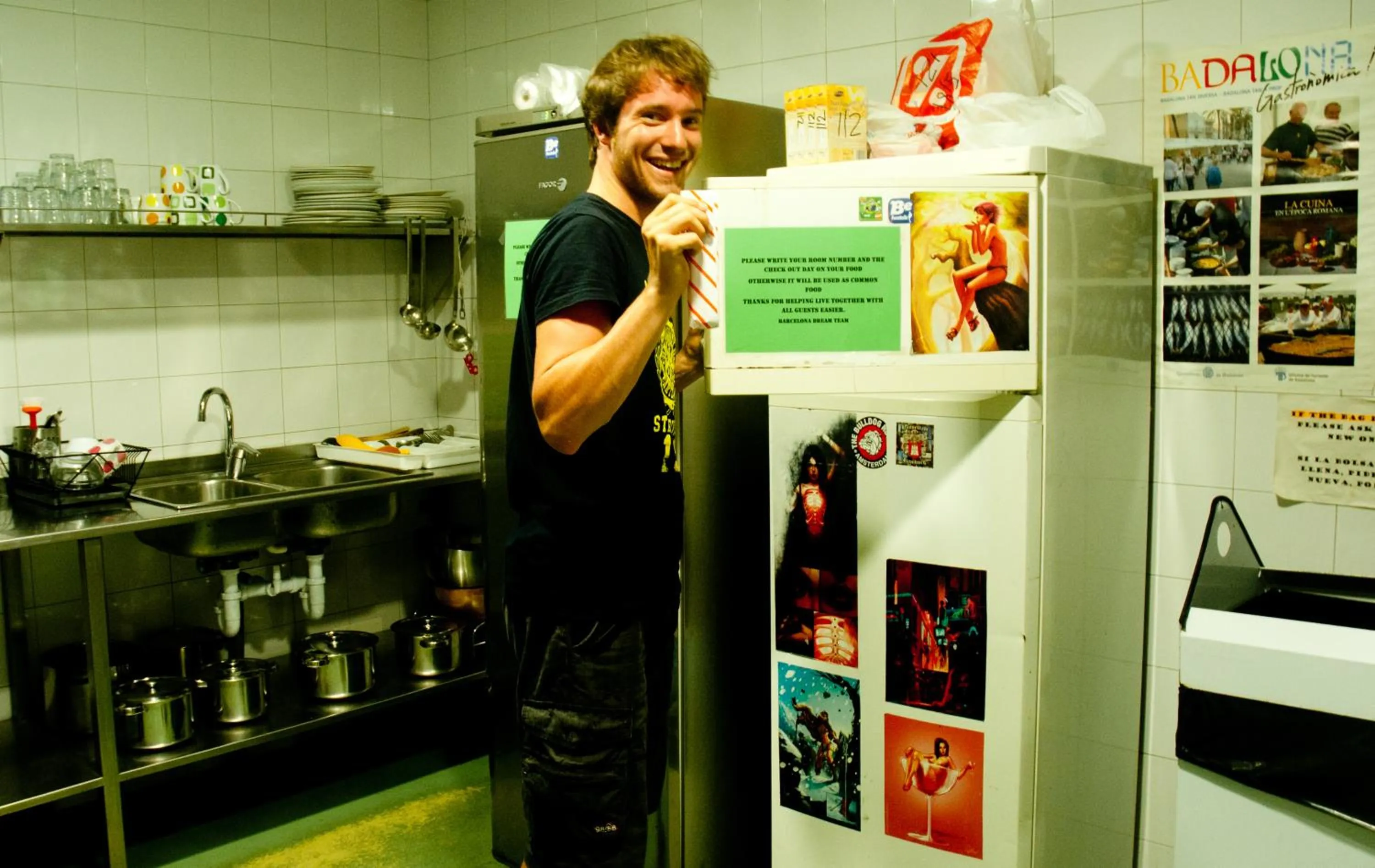 Communal kitchen in Be Dream Hostel