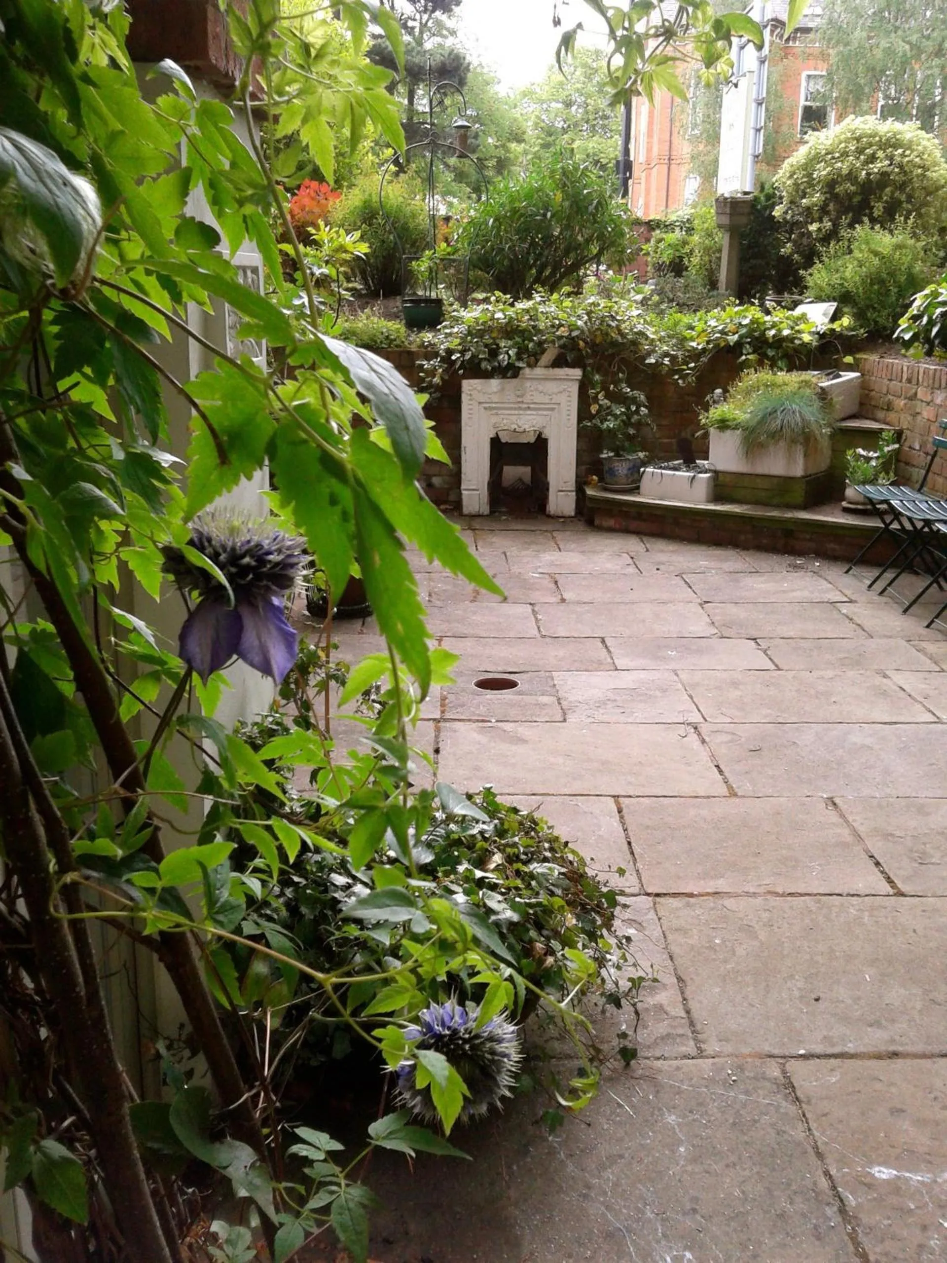 Garden in OYO Cornerstone Manor Hotel