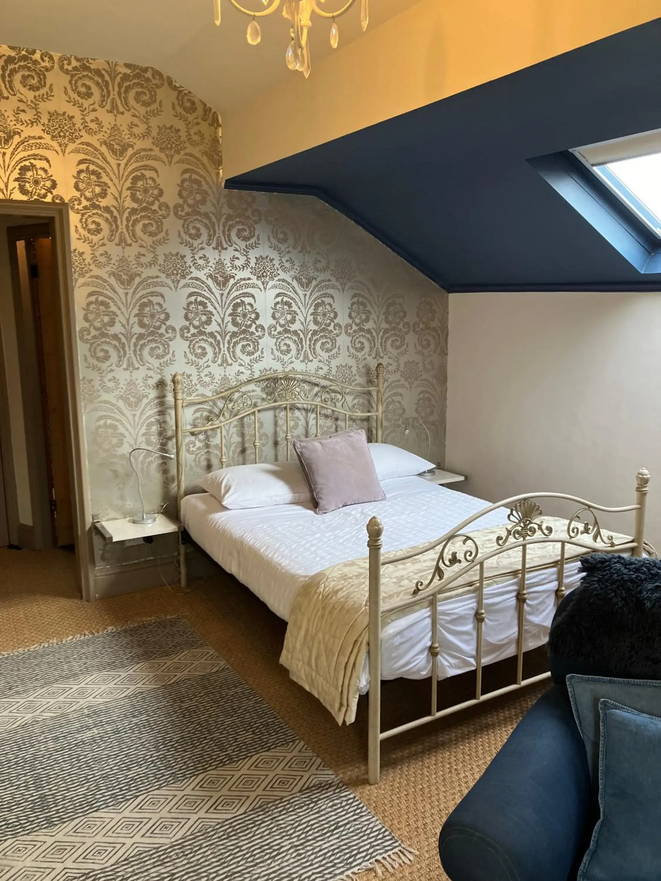 Deluxe Double Room in OYO Cornerstone Manor Hotel Deluxe Double Room in OYO Cornerstone Manor Hotel