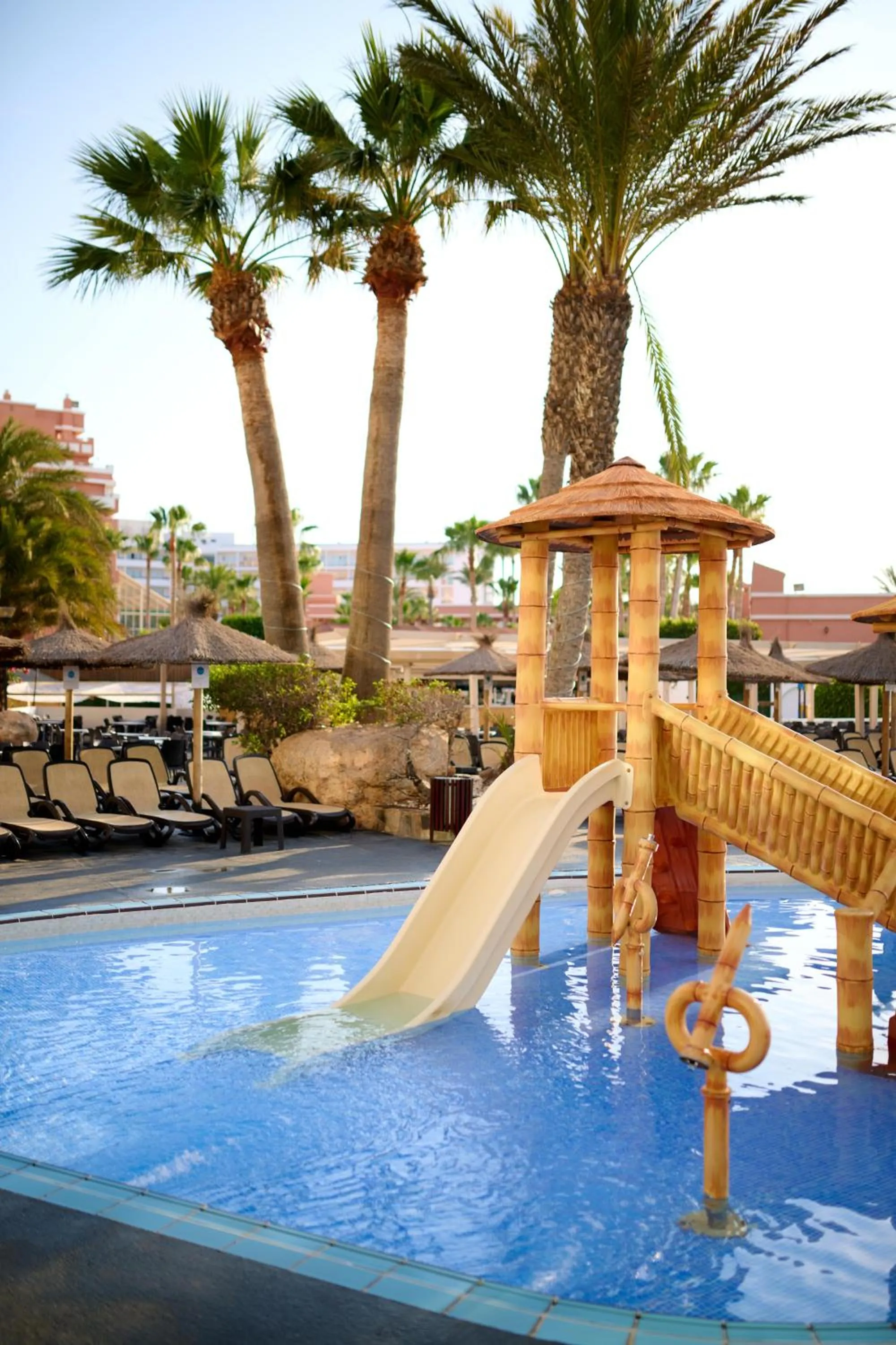 Swimming pool in Alua Golf Trinidad