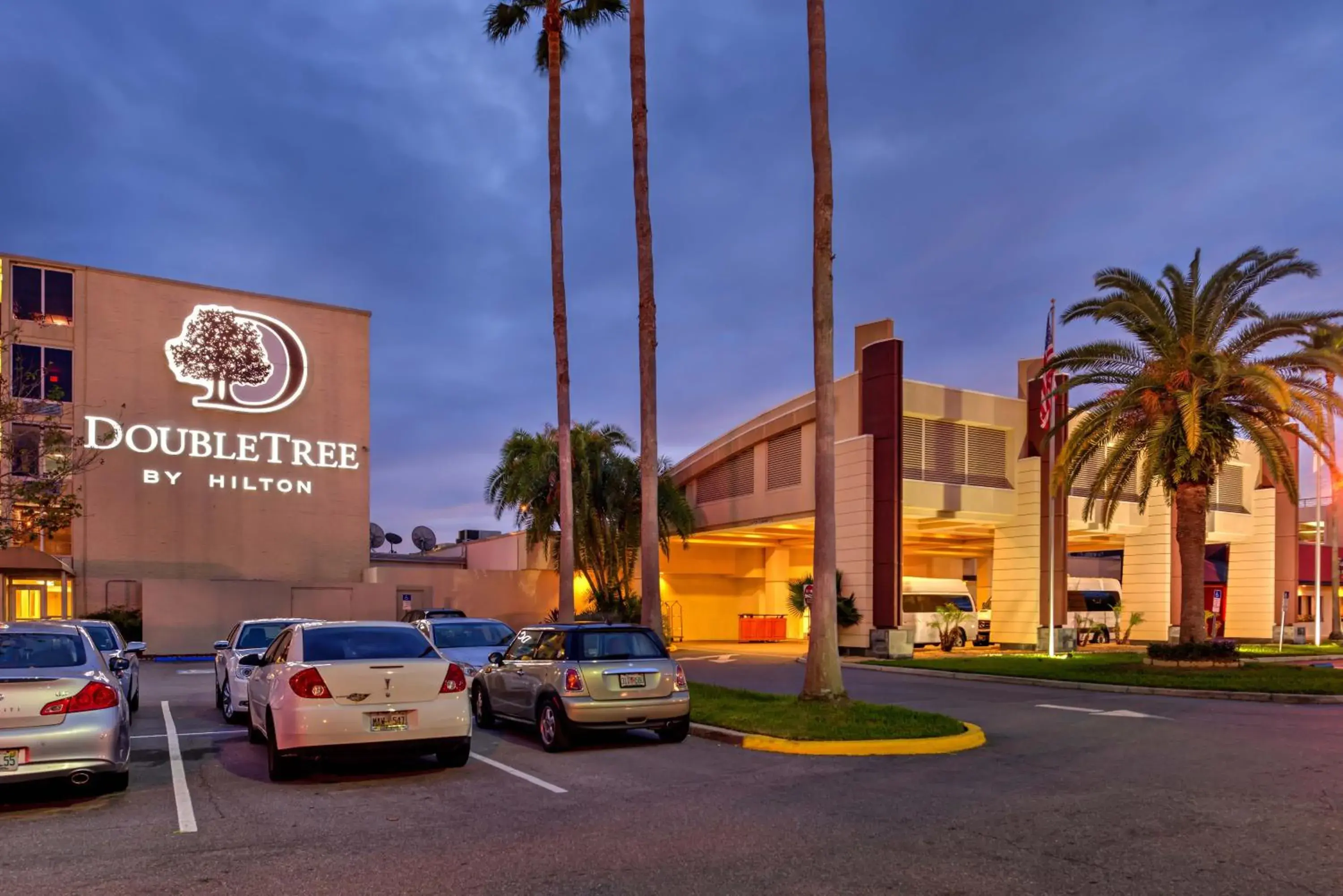 Facade/entrance, Property Logo/Sign in DoubleTree by Hilton Hotel Tampa Airport-Westshore