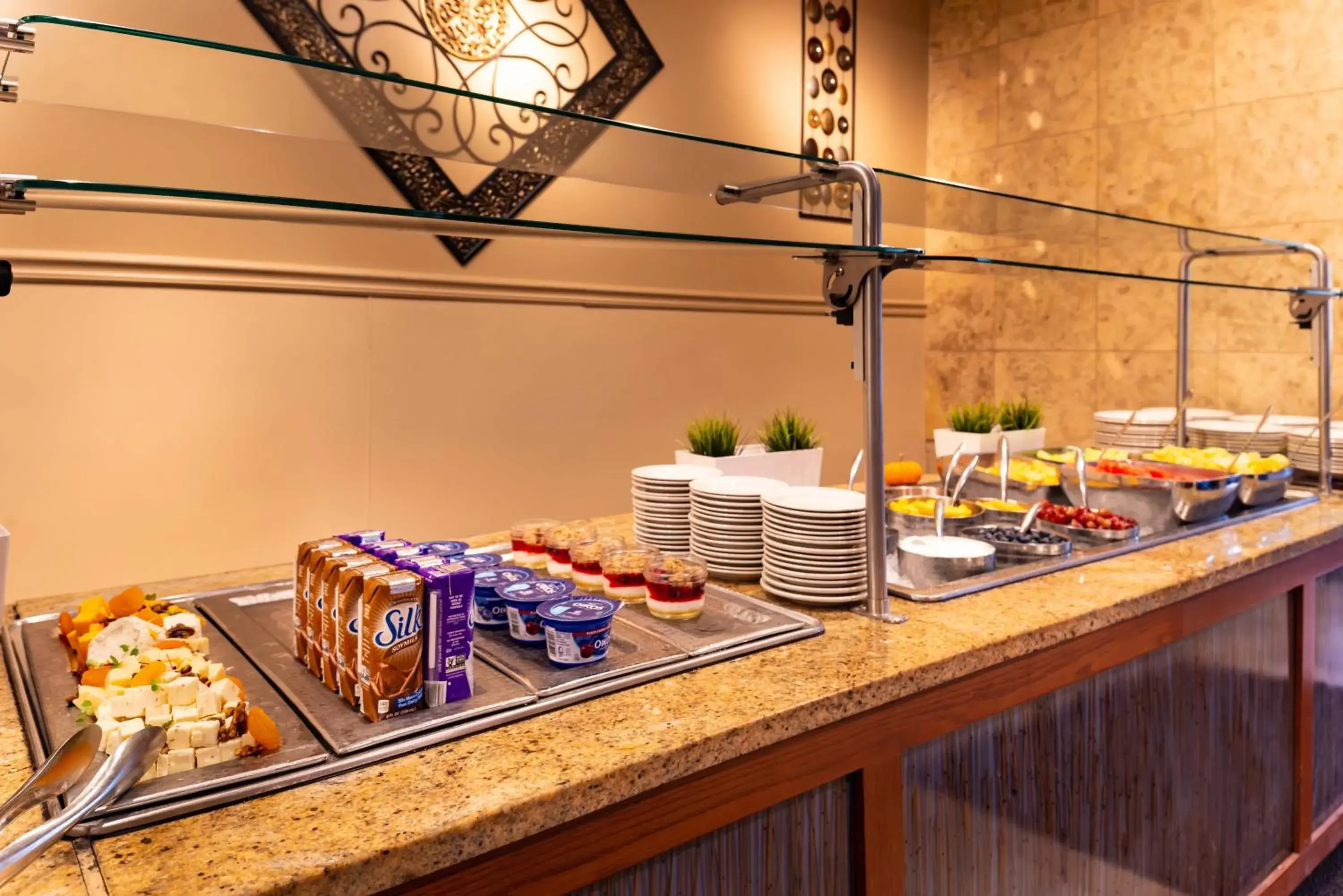 Buffet breakfast, Food in DoubleTree by Hilton Hotel Tampa Airport-Westshore