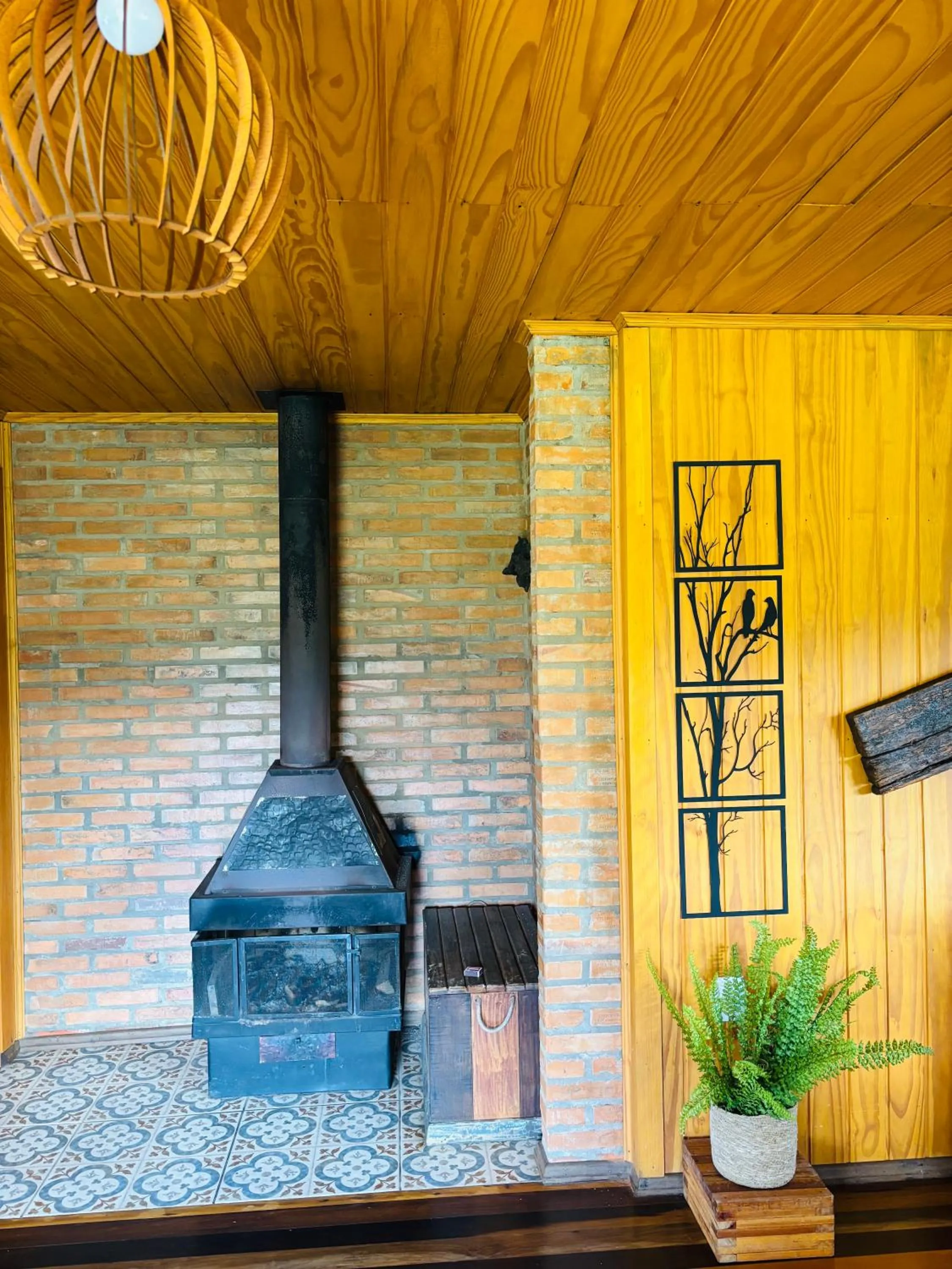 fireplace in Casa da Montanha