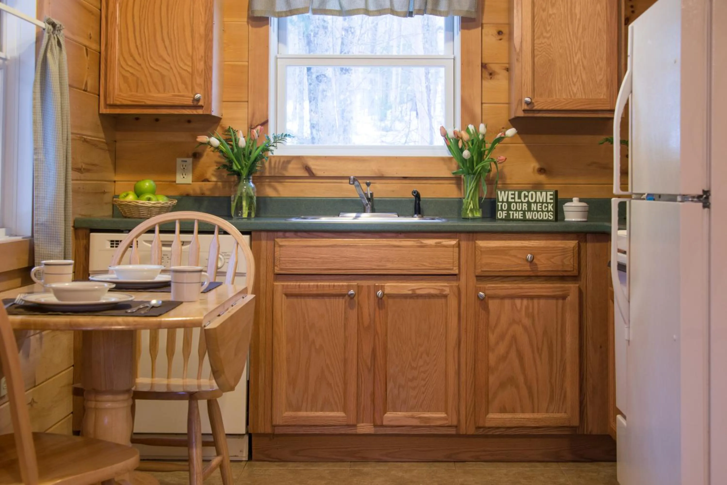 Kitchen or kitchenette in Sterling Ridge Resort