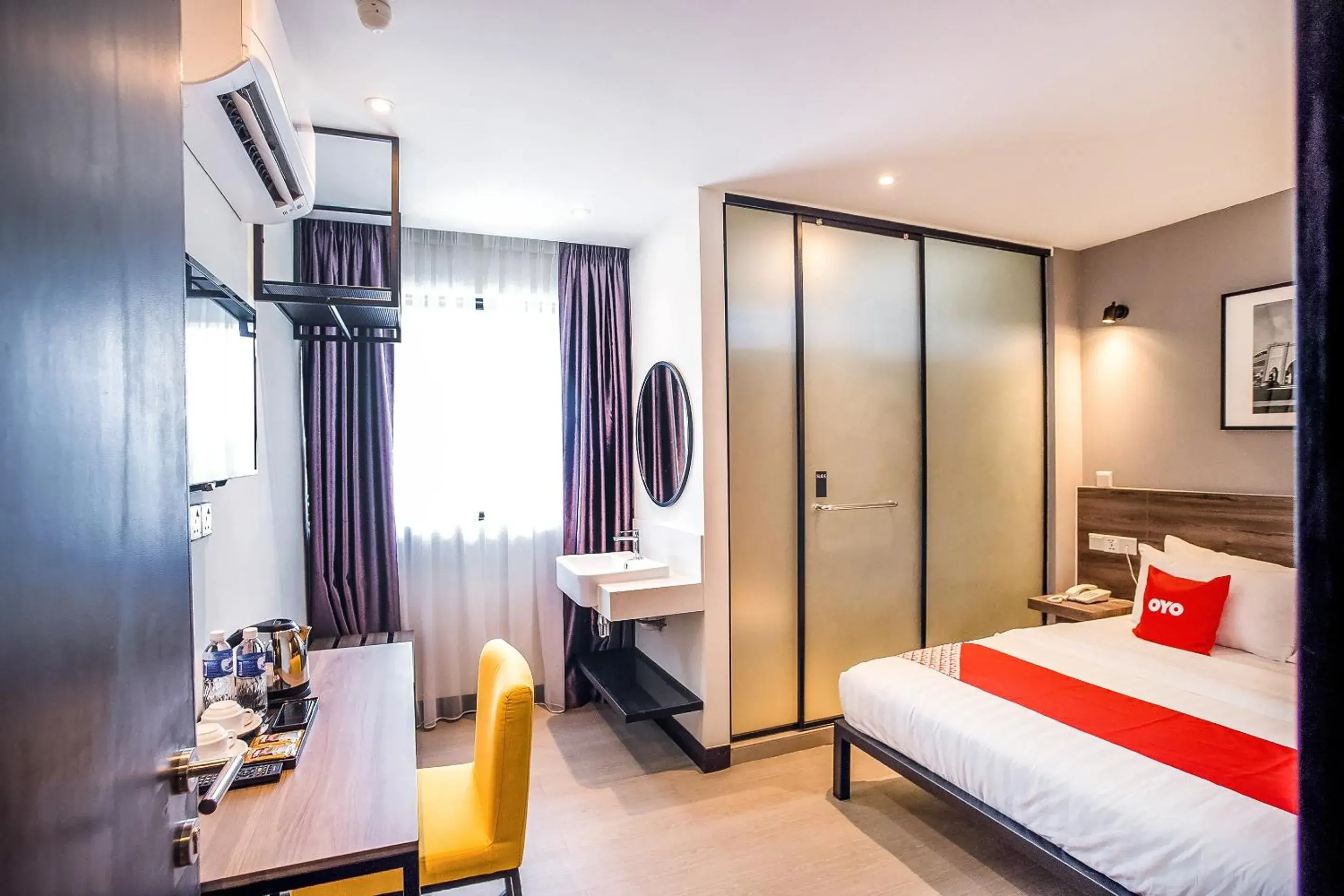 Deluxe Queen Room in Hotel O Mokka Hotel Deluxe Queen Room in Hotel O Mokka Hotel