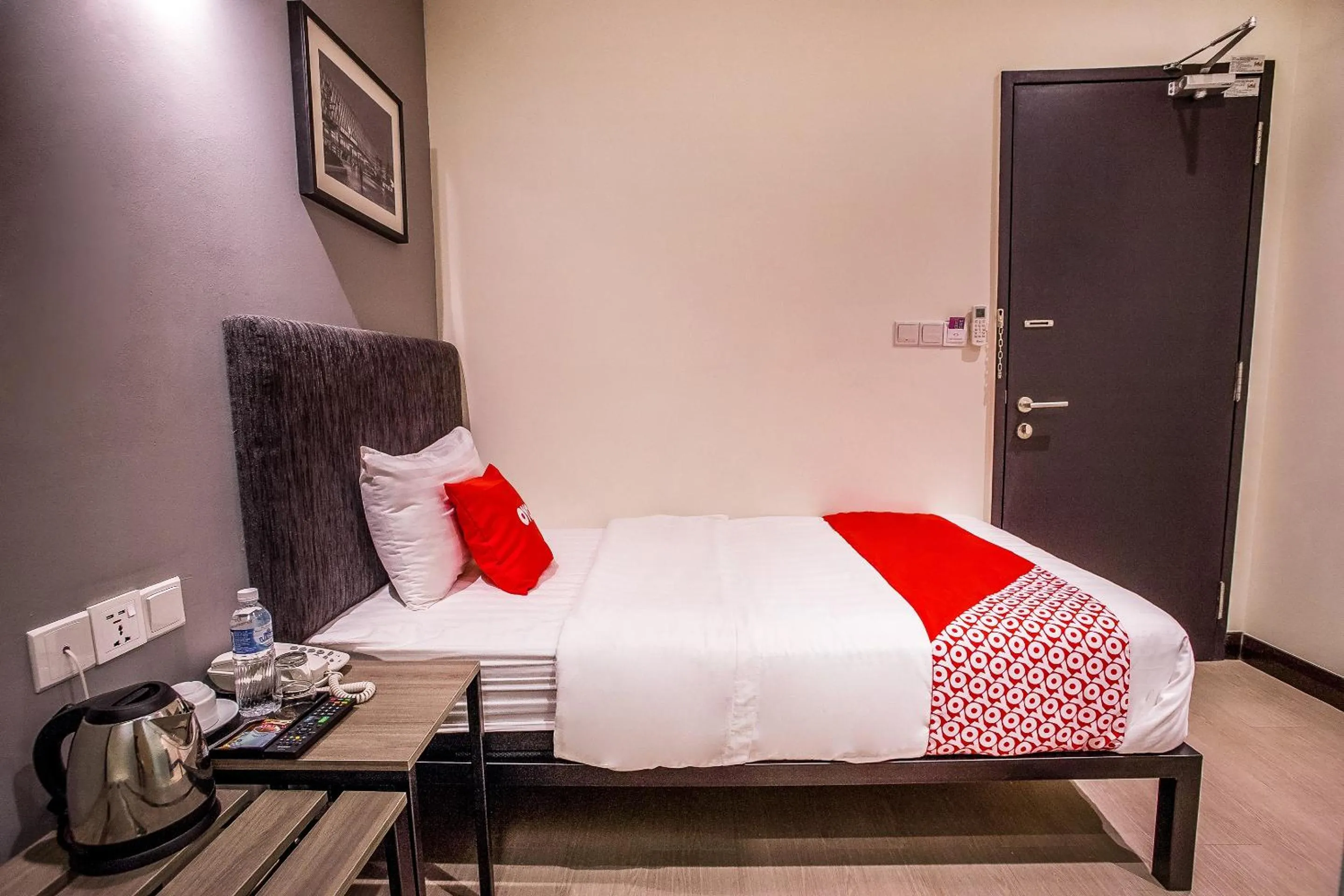 Bedroom, Bed in Hotel O Mokka Hotel