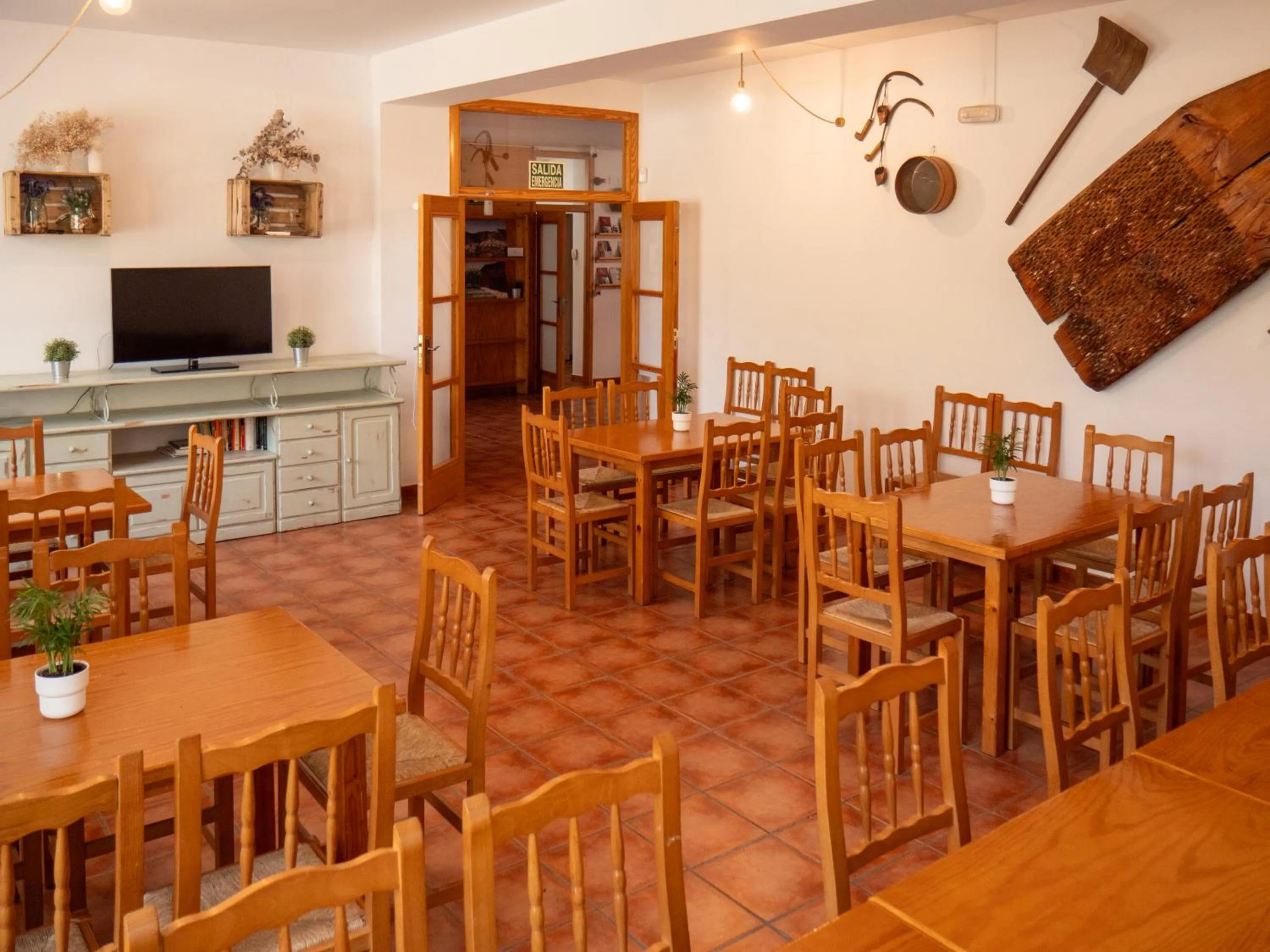 Restaurant/places to eat in El Cerrao-PauNatura