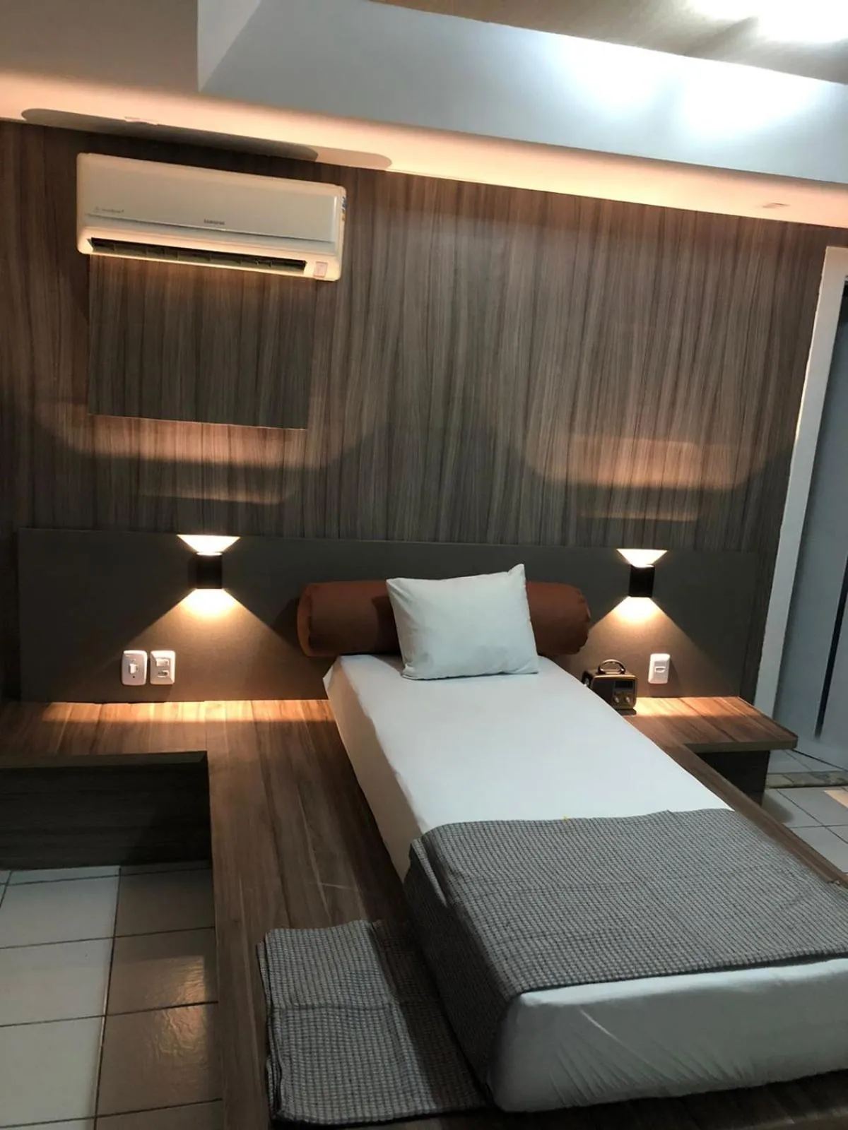 HOTEL BIGSTAR