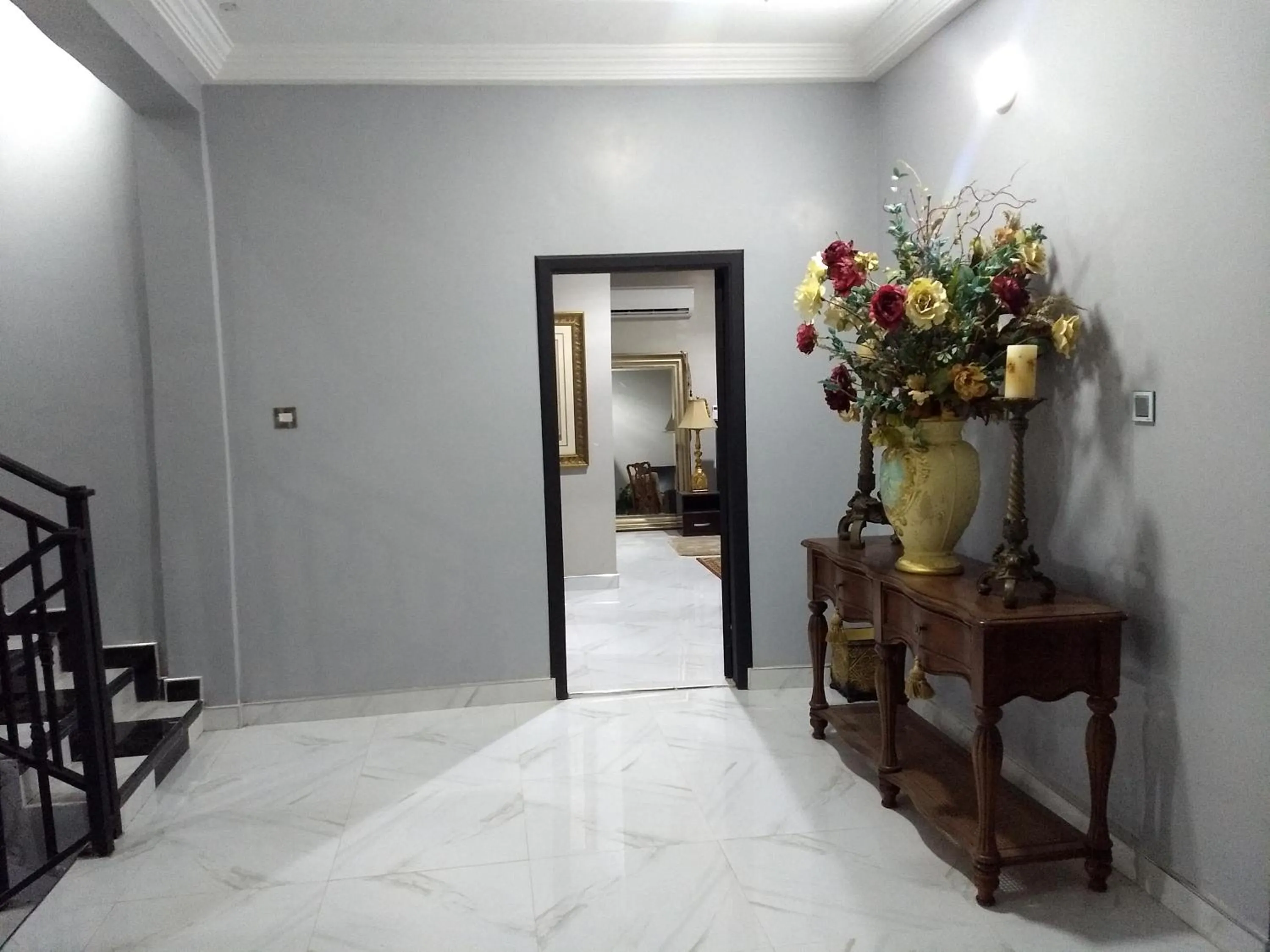 Lobby or reception in The Winford Boutique Hotel Achimota