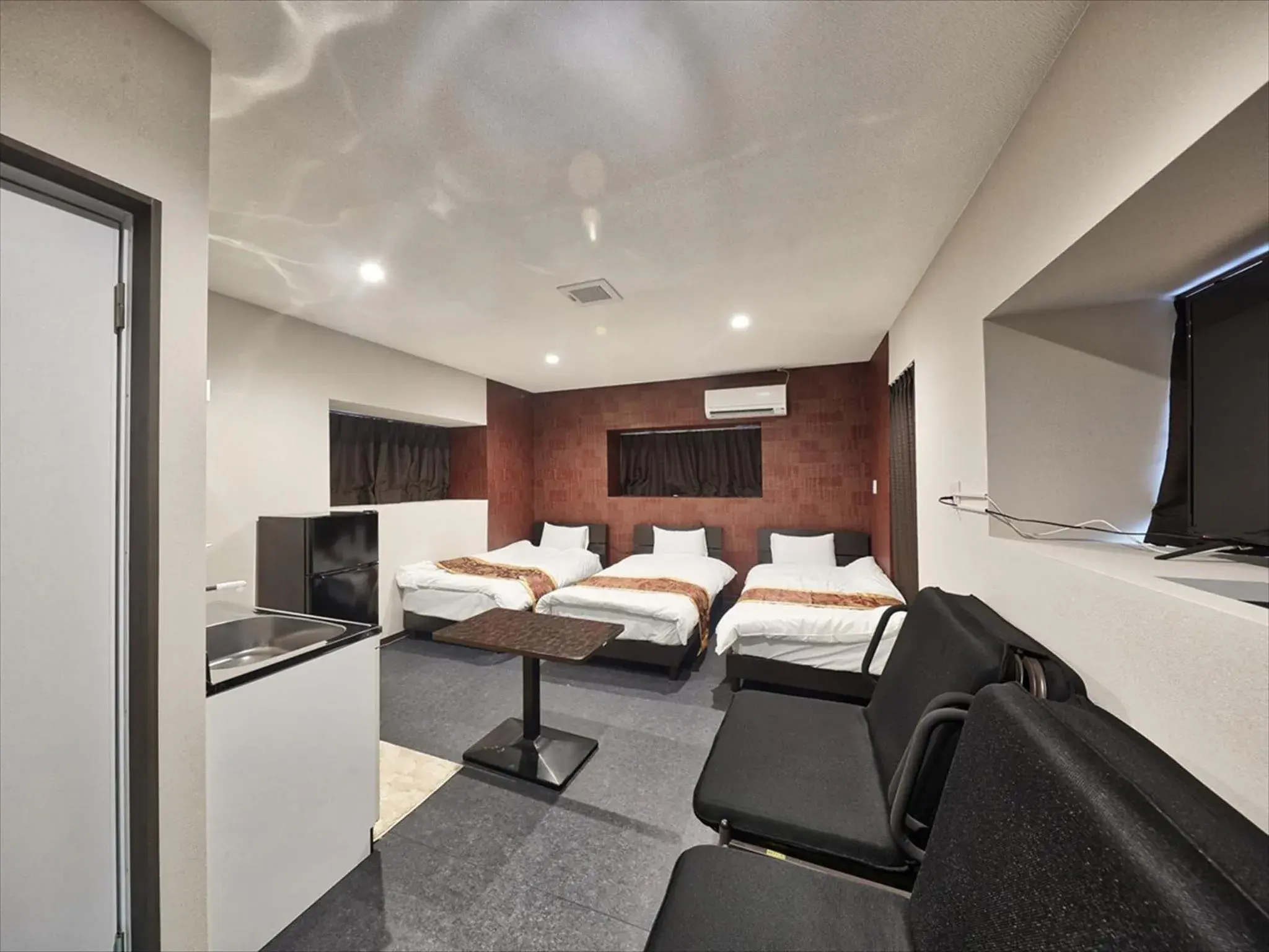 Bed in Okinawa City Hotel Bed in Okinawa City Hotel