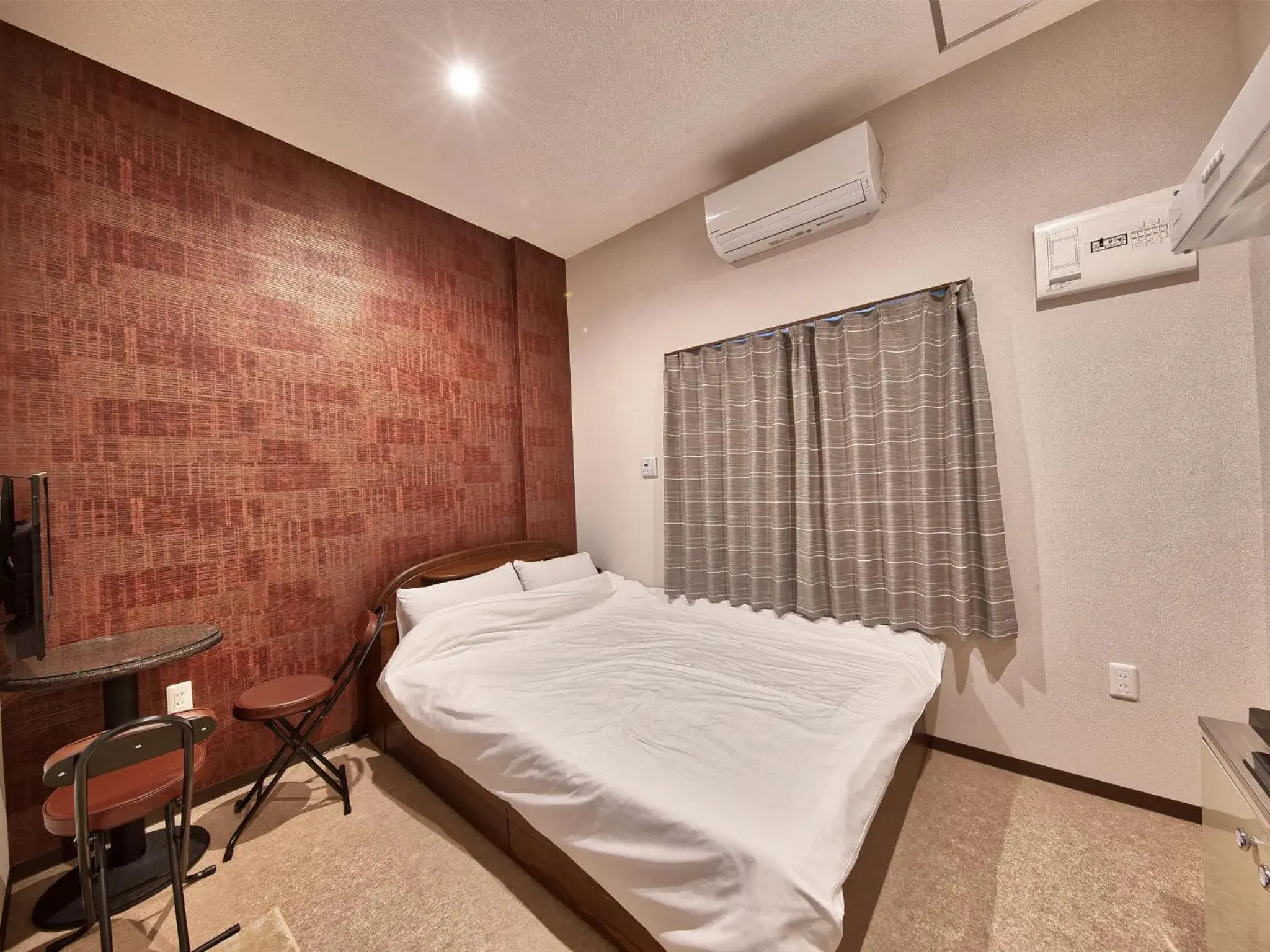 Bed in Okinawa City Hotel Bed in Okinawa City Hotel