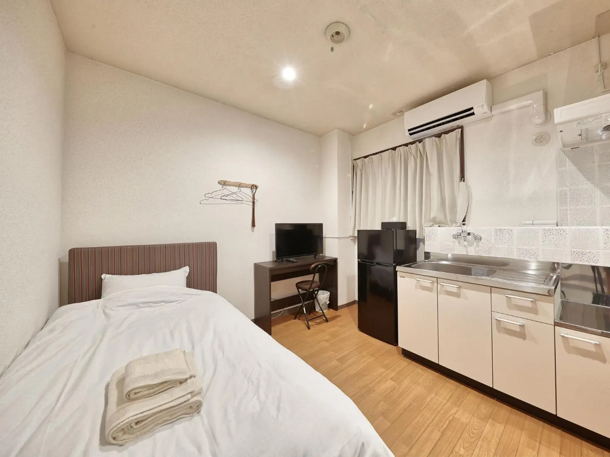 Photo of the whole room, Bed in Okinawa City Hotel Photo of the whole room, Bed in Okinawa City Hotel