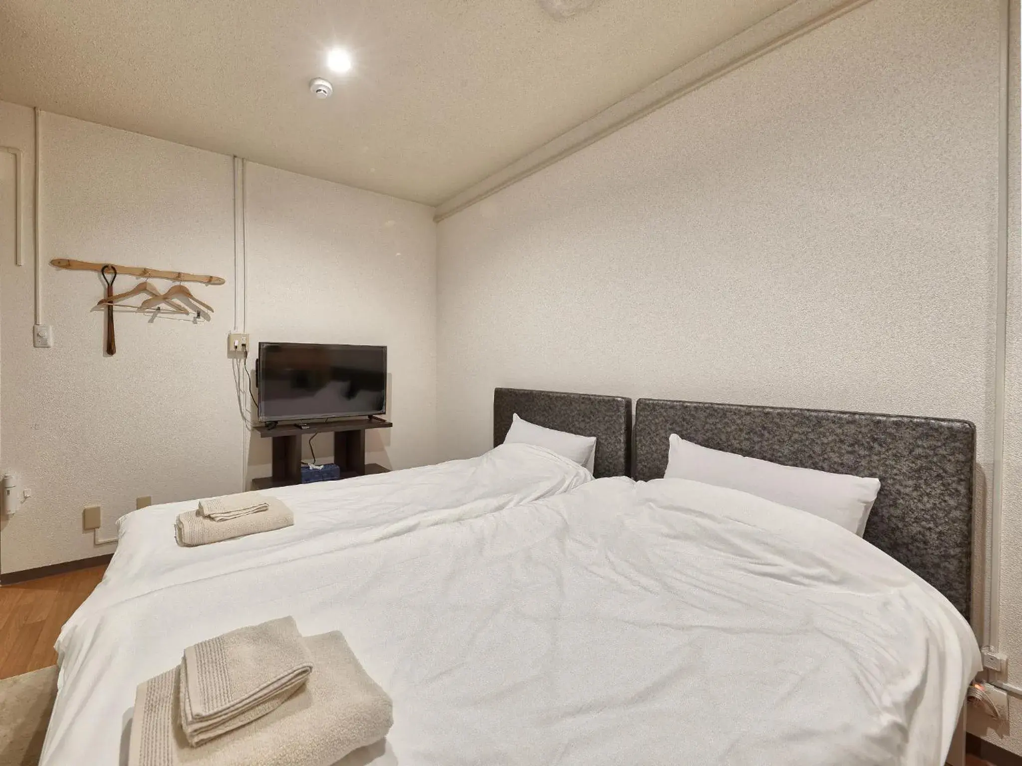 Twin Room - single occupancy in Okinawa City Hotel Twin Room - single occupancy in Okinawa City Hotel