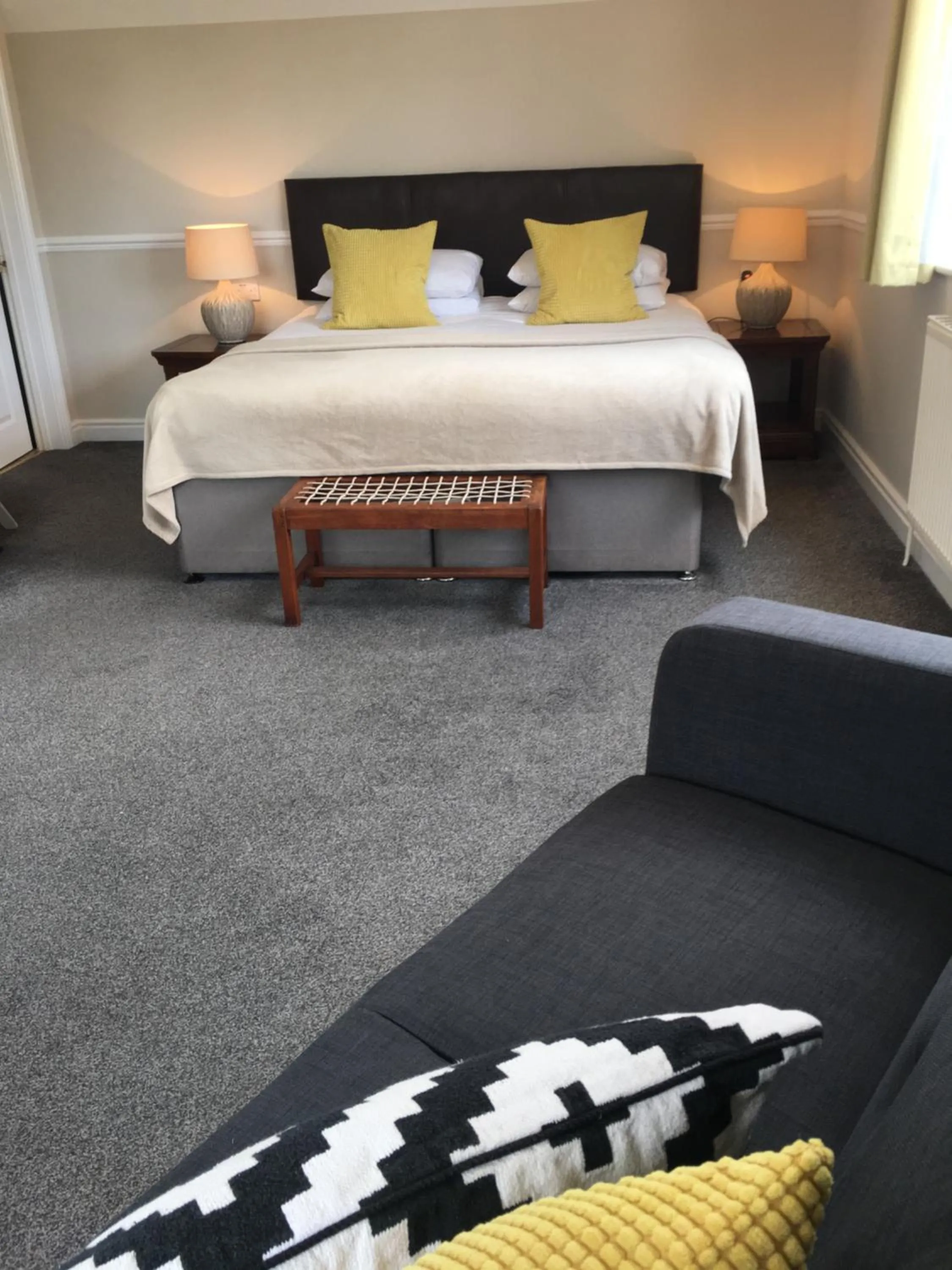 Bed in Badgers Mount Hotel