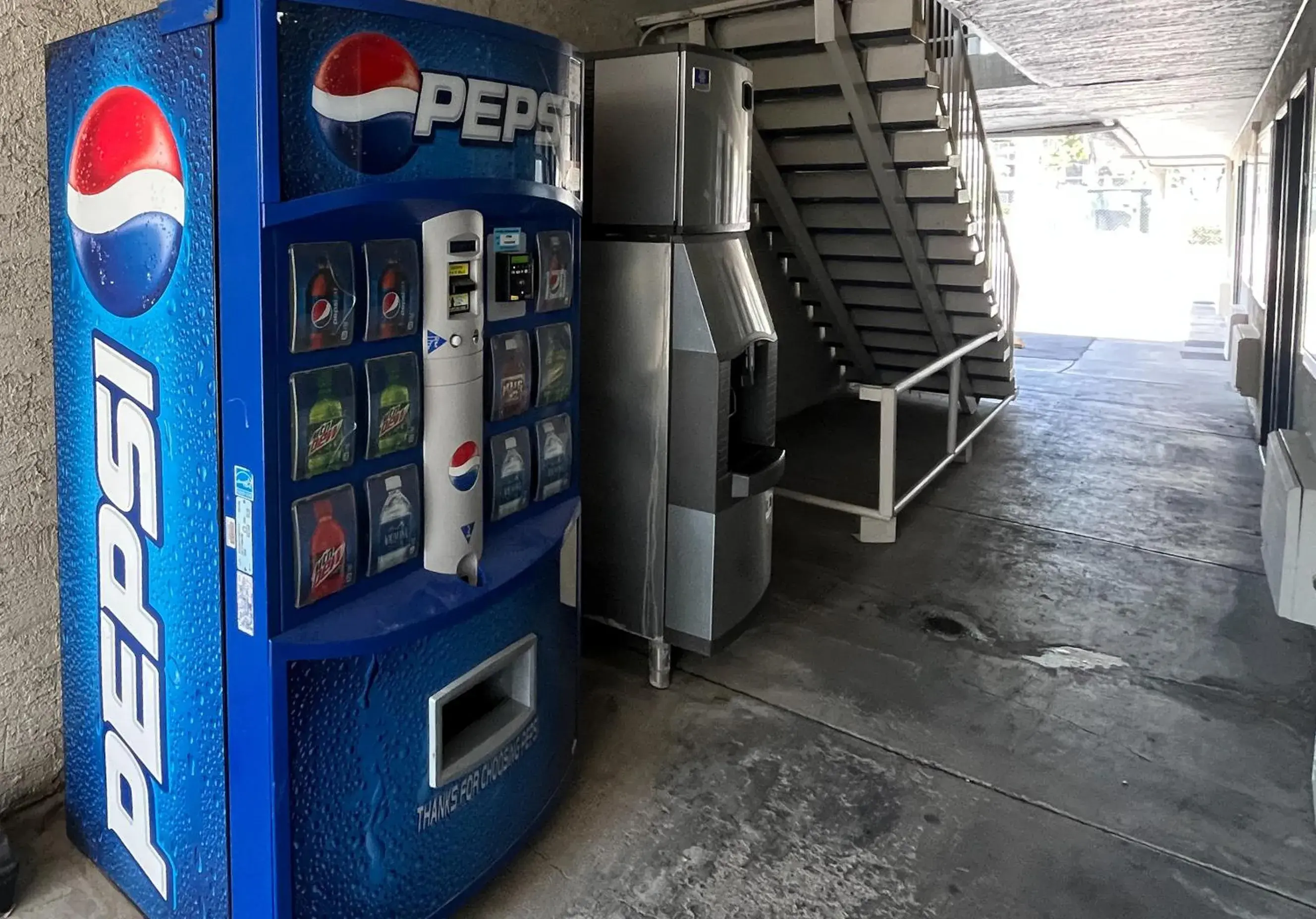vending machine in Motel 6 Las Vegas, NV - Strip vending machine in Motel 6 Las Vegas, NV - Strip