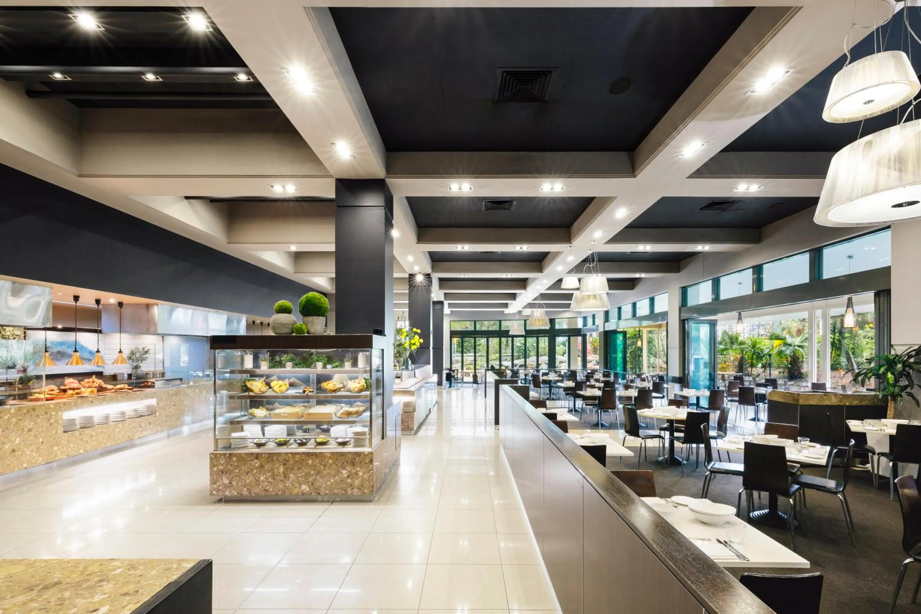 Restaurant/places to eat in voco Gold Coast by IHG