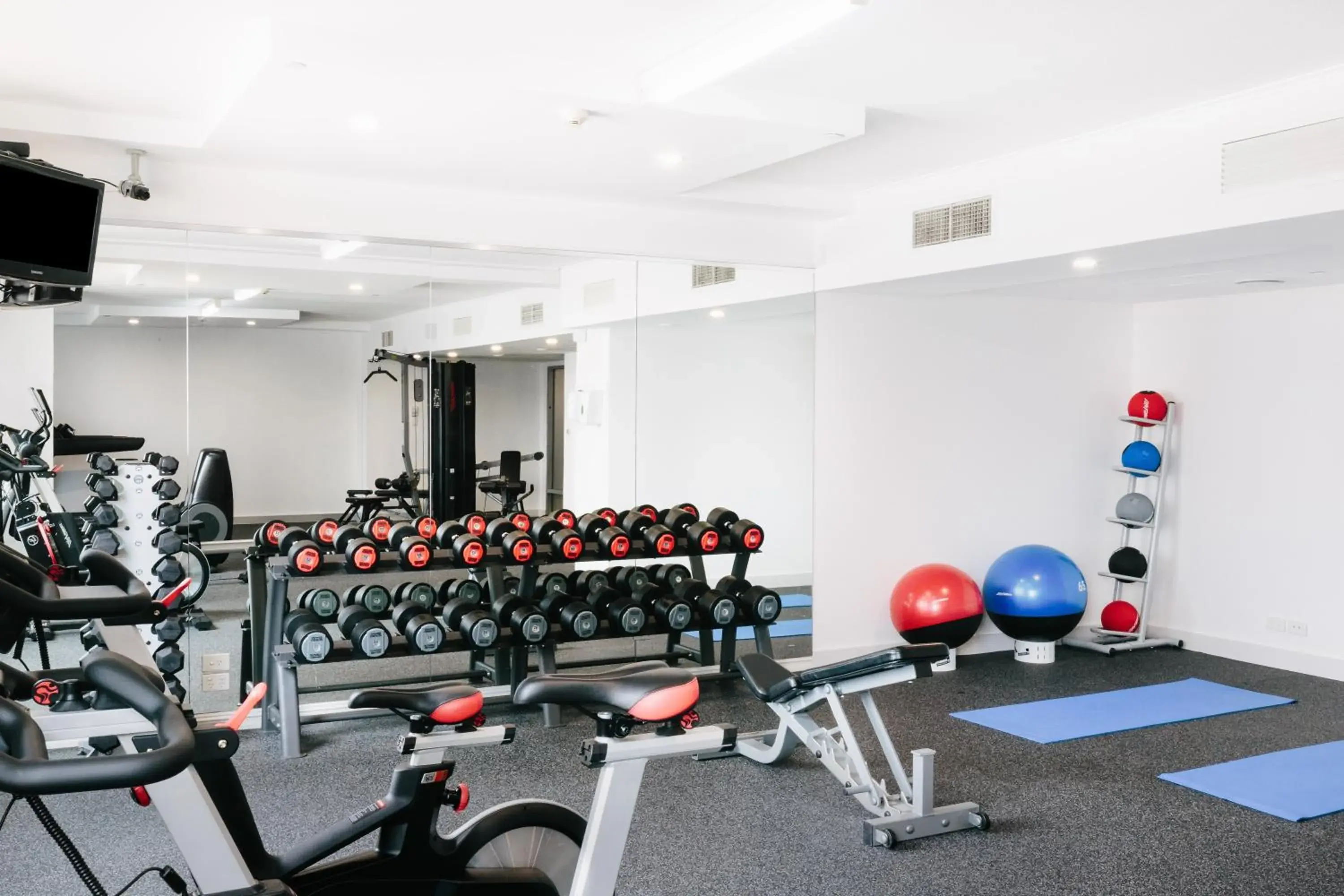 Fitness centre/facilities in voco Gold Coast by IHG Fitness centre/facilities in voco Gold Coast by IHG