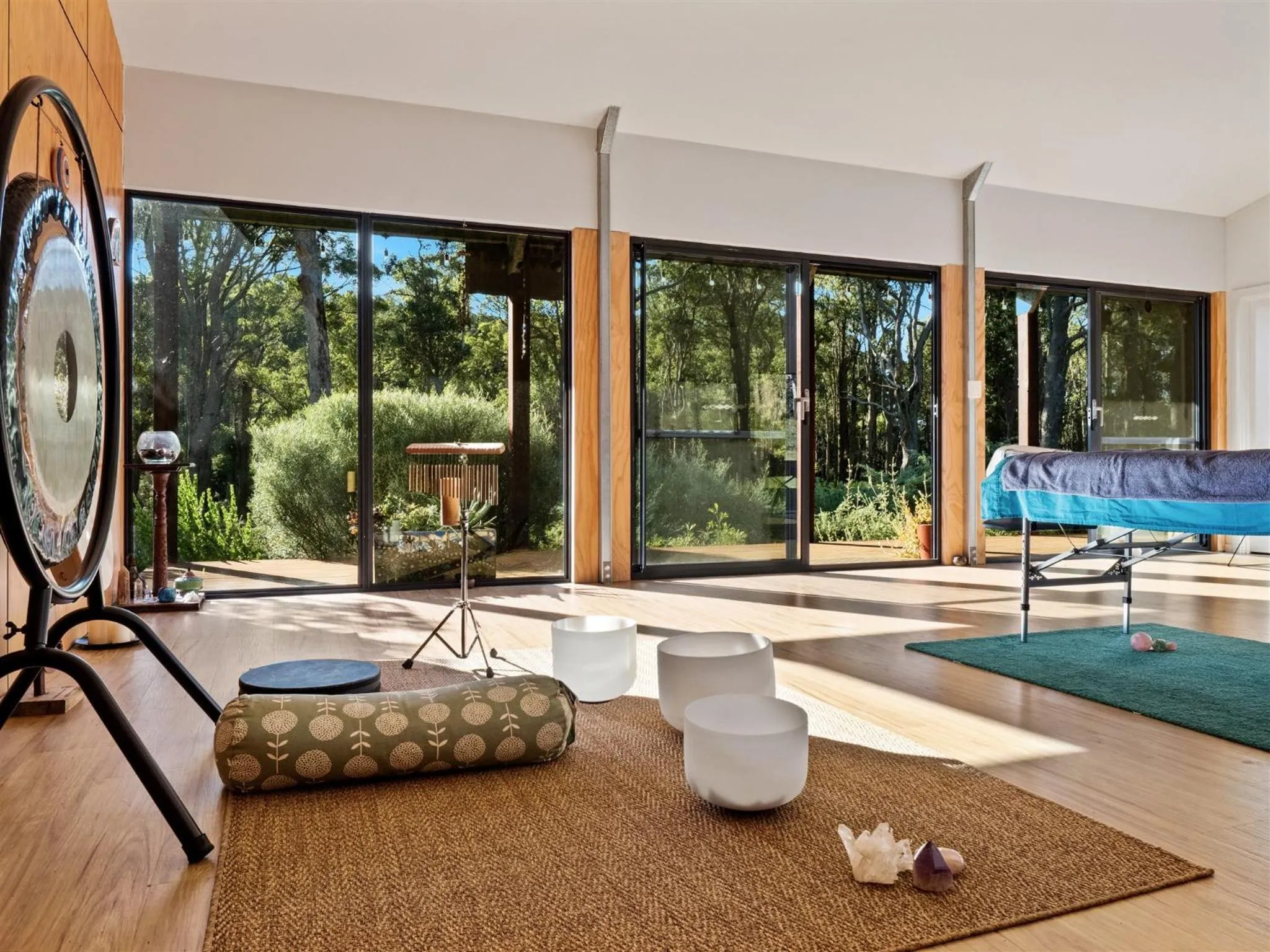 Massage in Simala Retreat