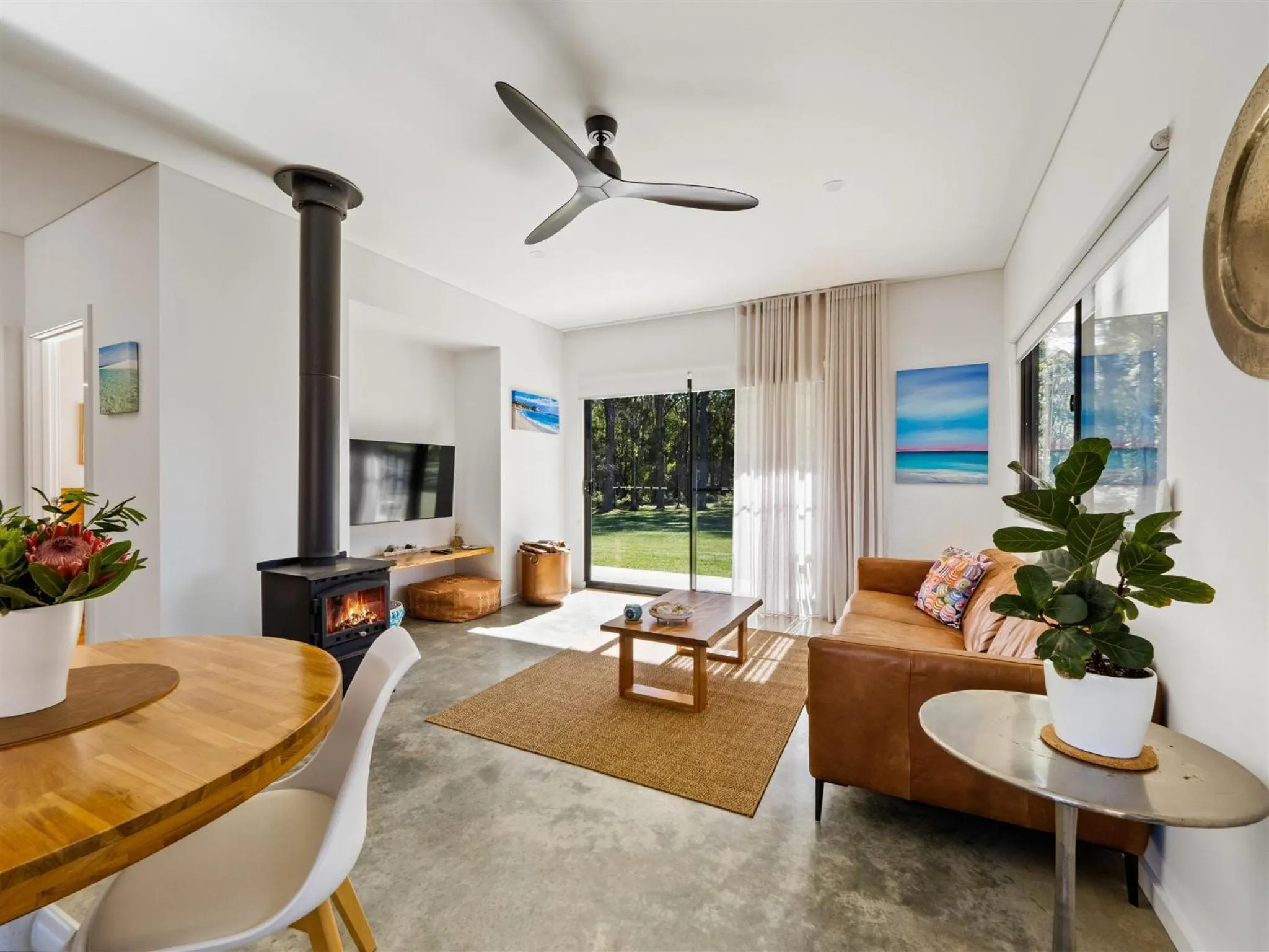 TV and multimedia in Simala Retreat