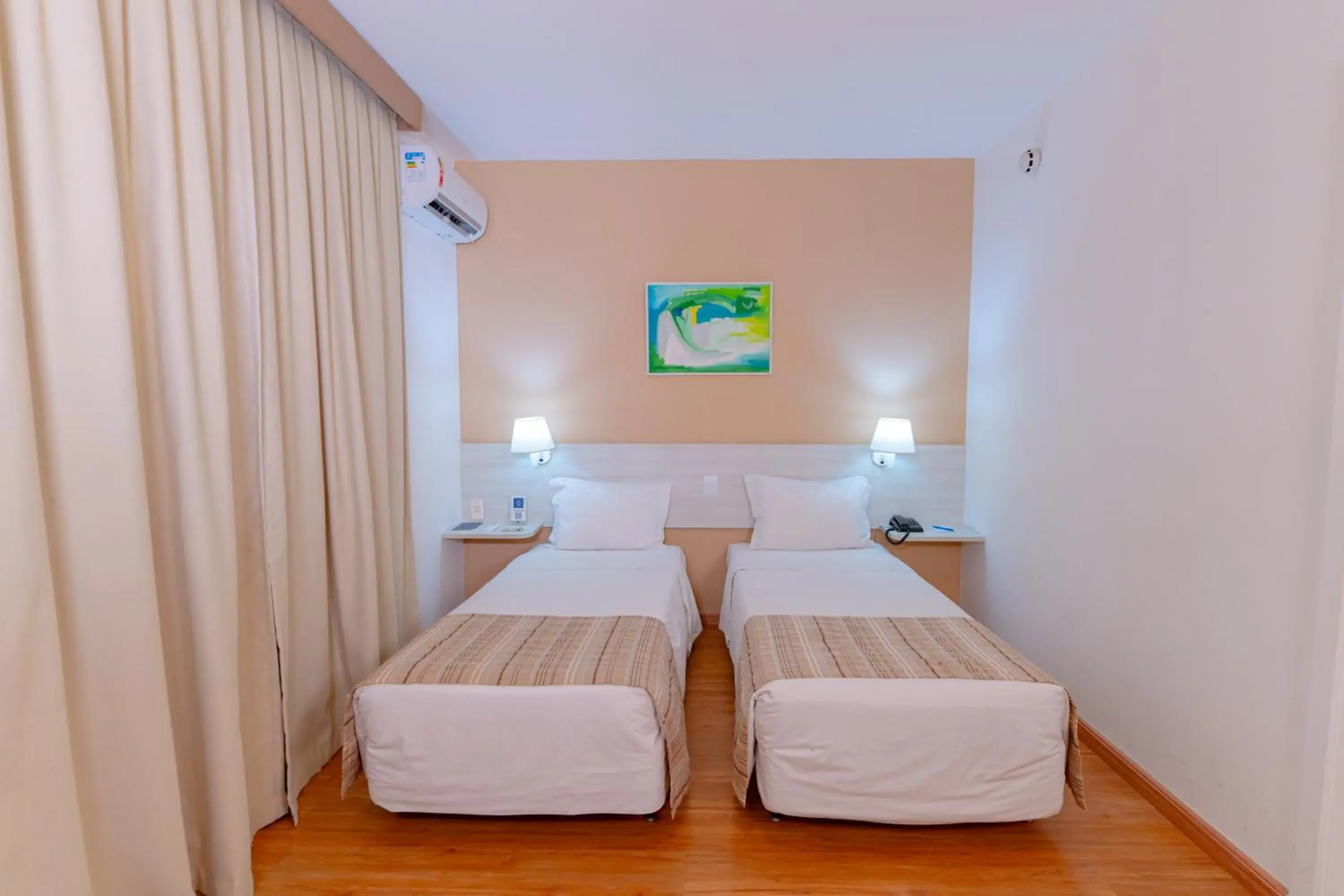 Superior Twin Room in Camaçari Plaza Hotel Superior Twin Room in Camaçari Plaza Hotel