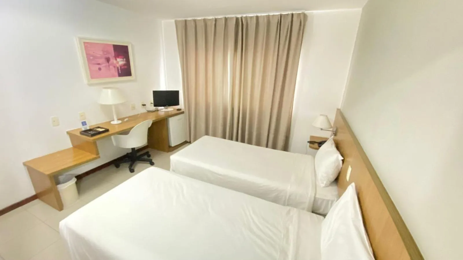 Bed in Camaçari Plaza Hotel