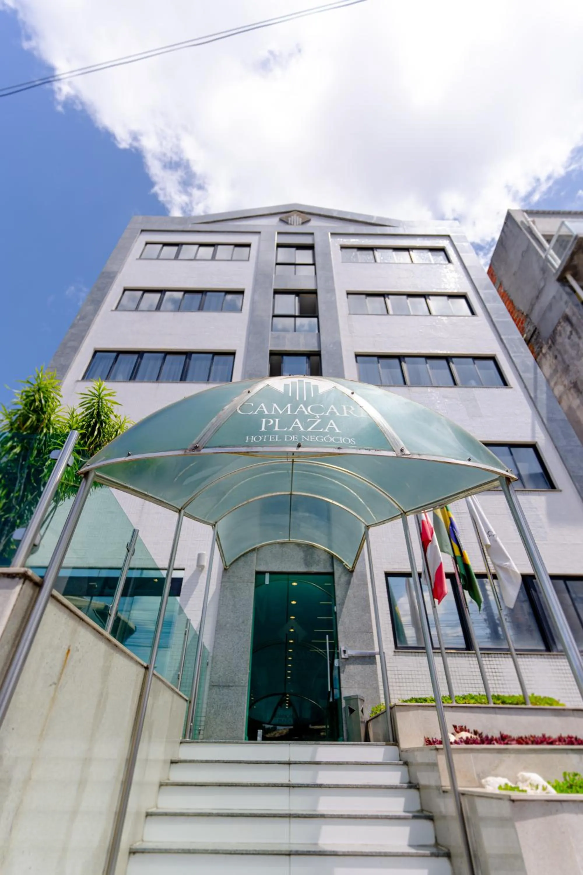 Property building in Camaçari Plaza Hotel