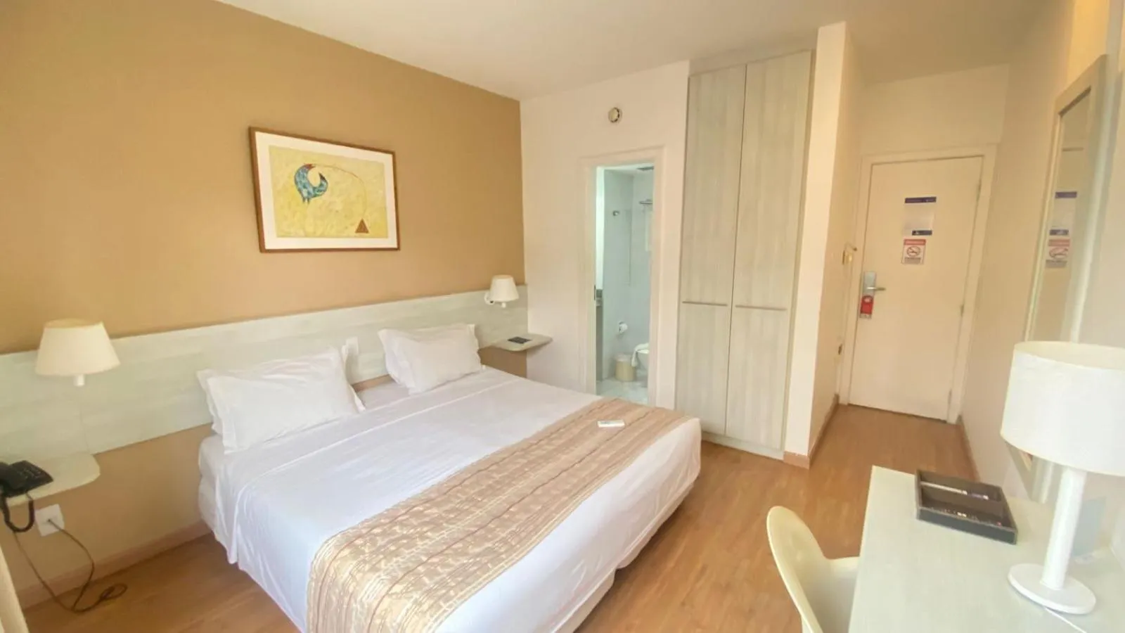 Bed in Camaçari Plaza Hotel