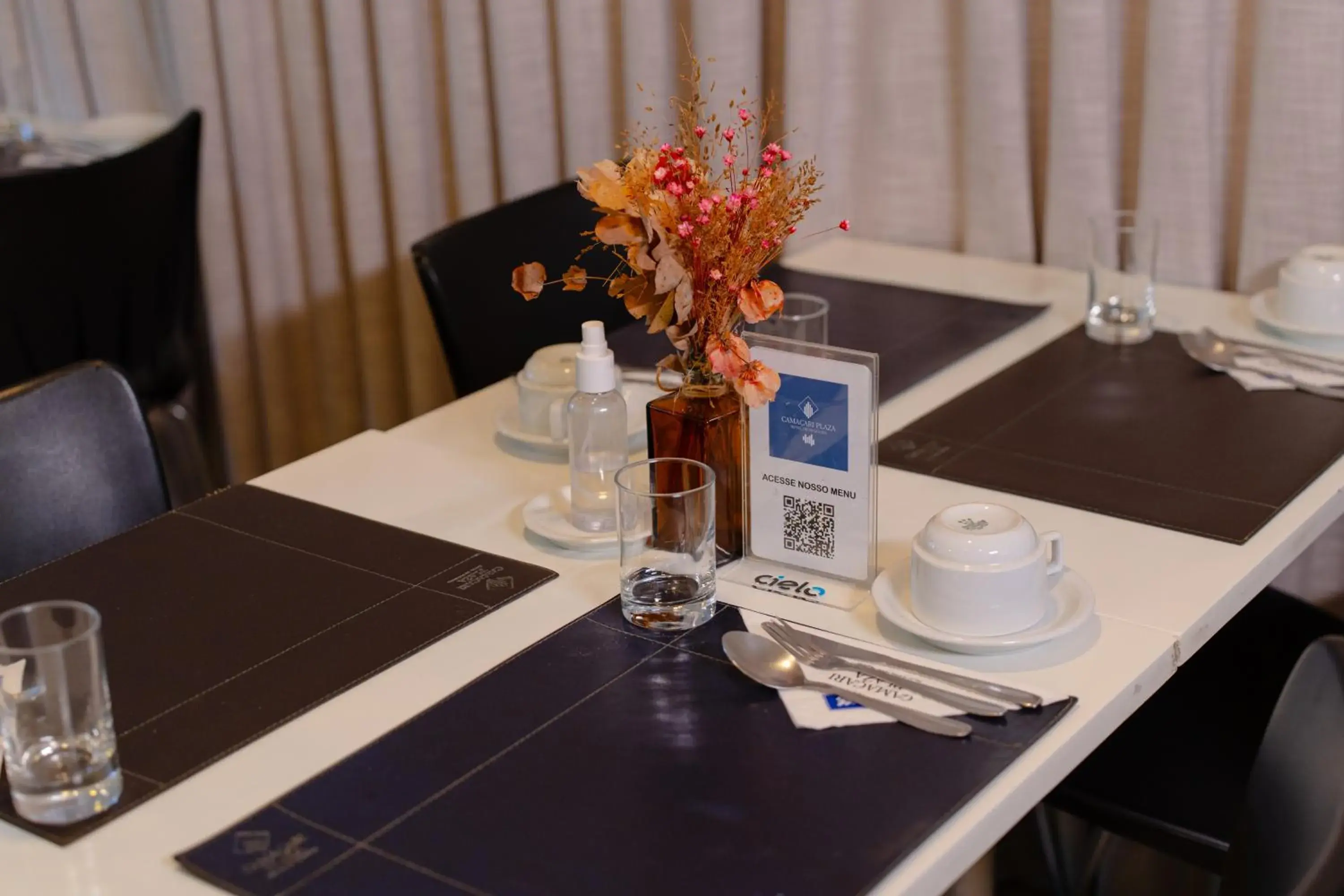 Restaurant/places to eat in Camaçari Plaza Hotel Restaurant/places to eat in Camaçari Plaza Hotel