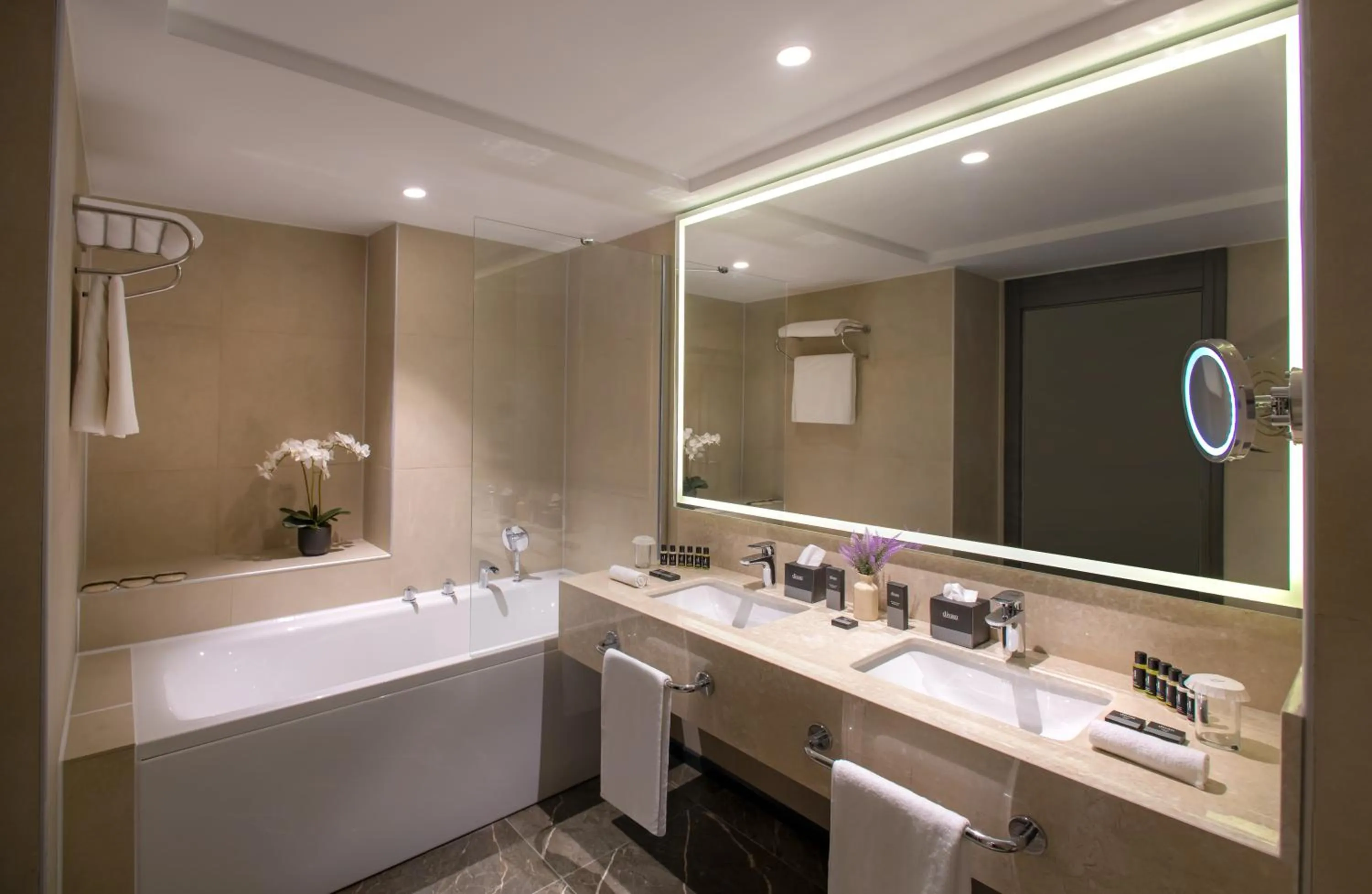 Toilet in Movenpick Diyarbakir