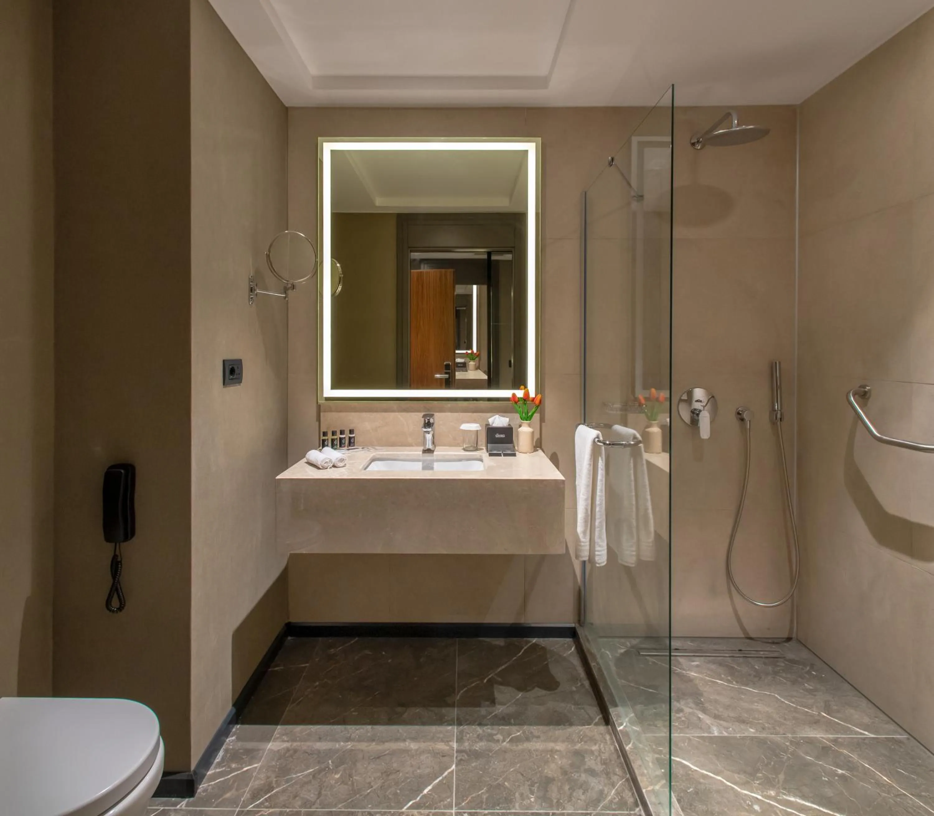 Shower in Movenpick Diyarbakir