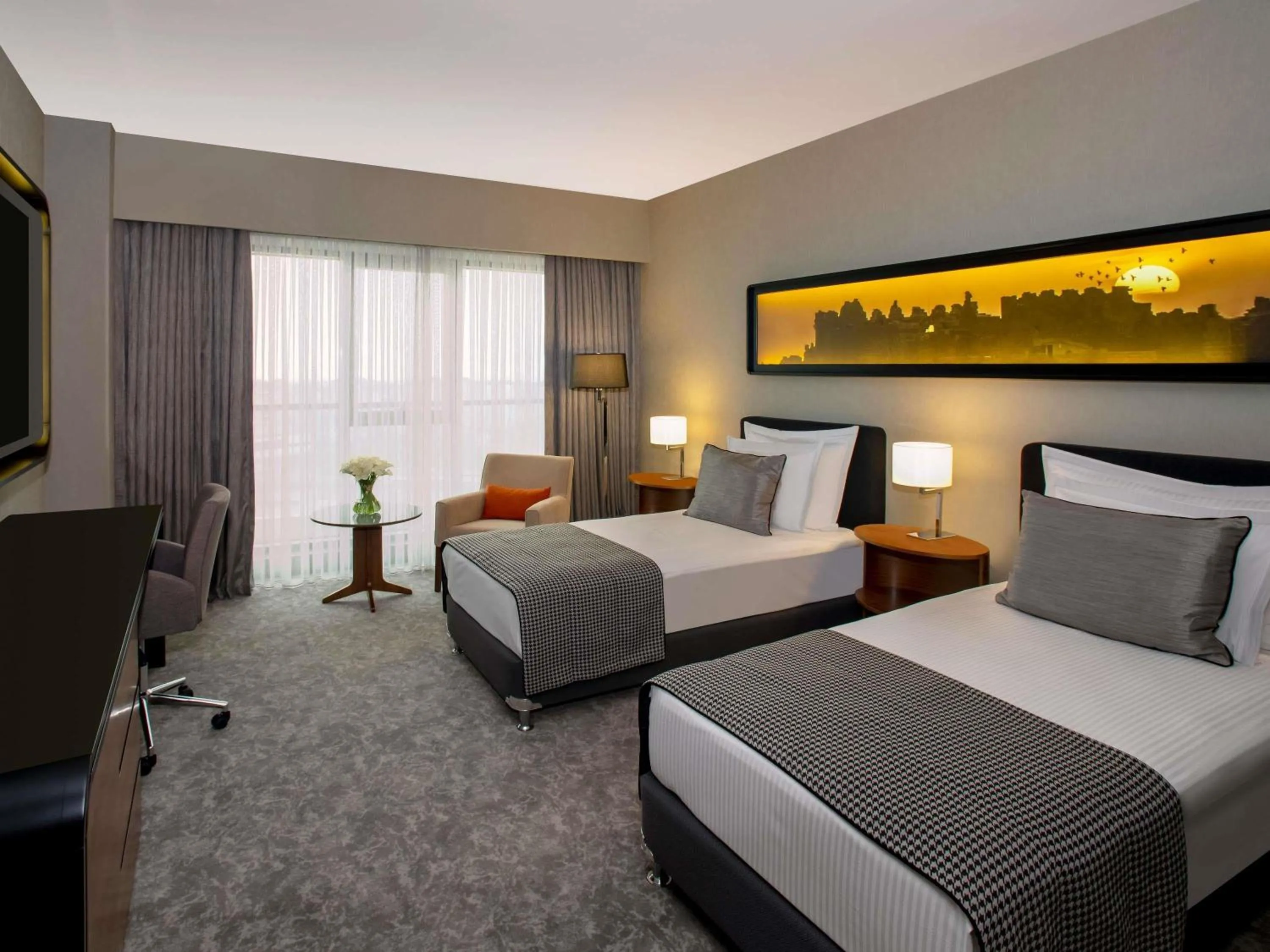 Bedroom, Bed in Movenpick Diyarbakir