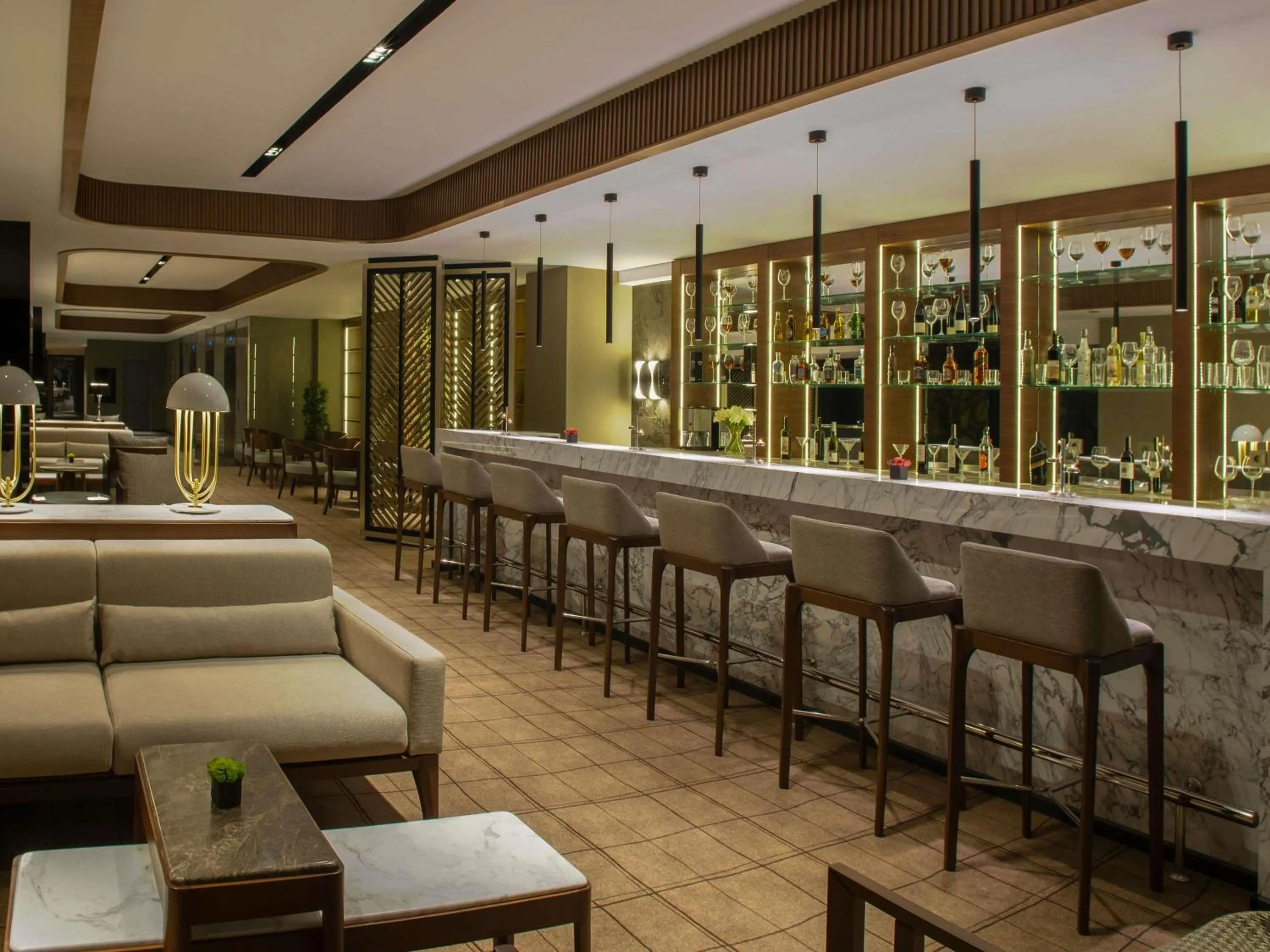 Lounge or bar in Movenpick Diyarbakir
