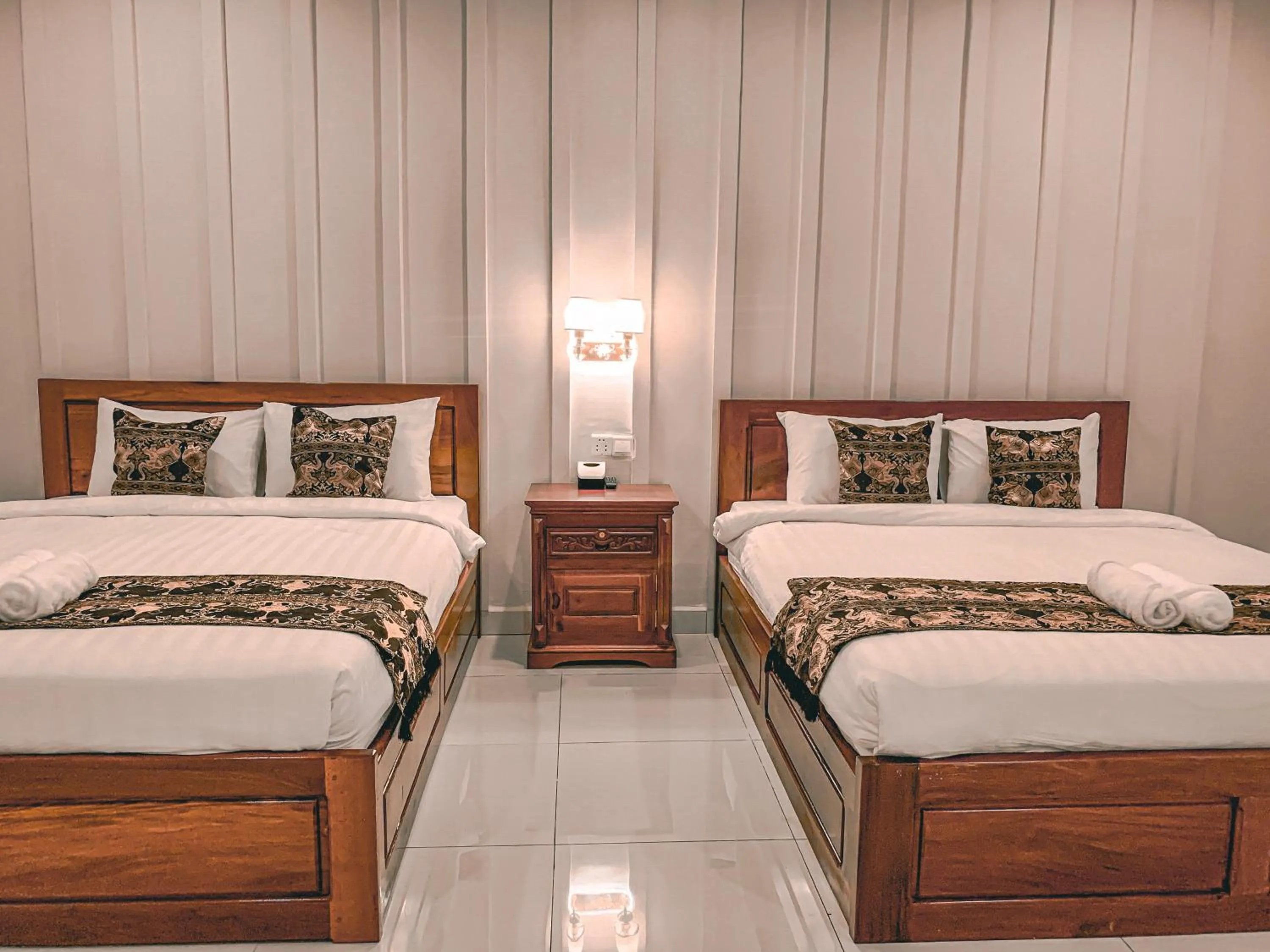 Bed in Montagne Regency