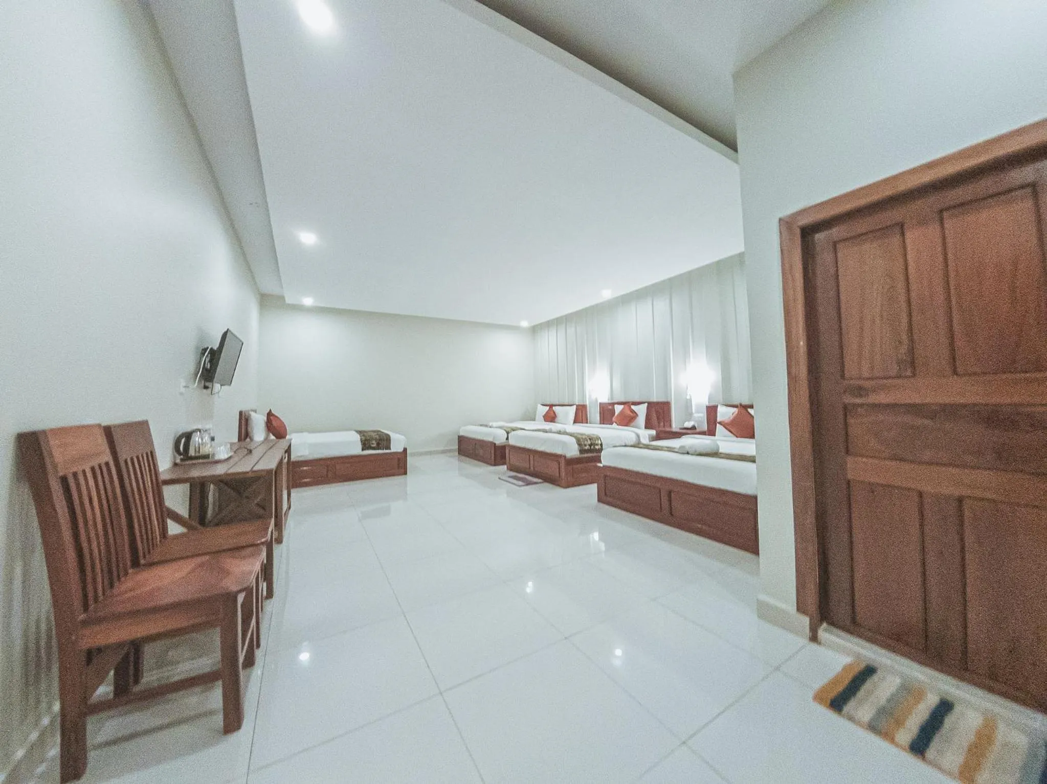 Family, Bed in Montagne Regency