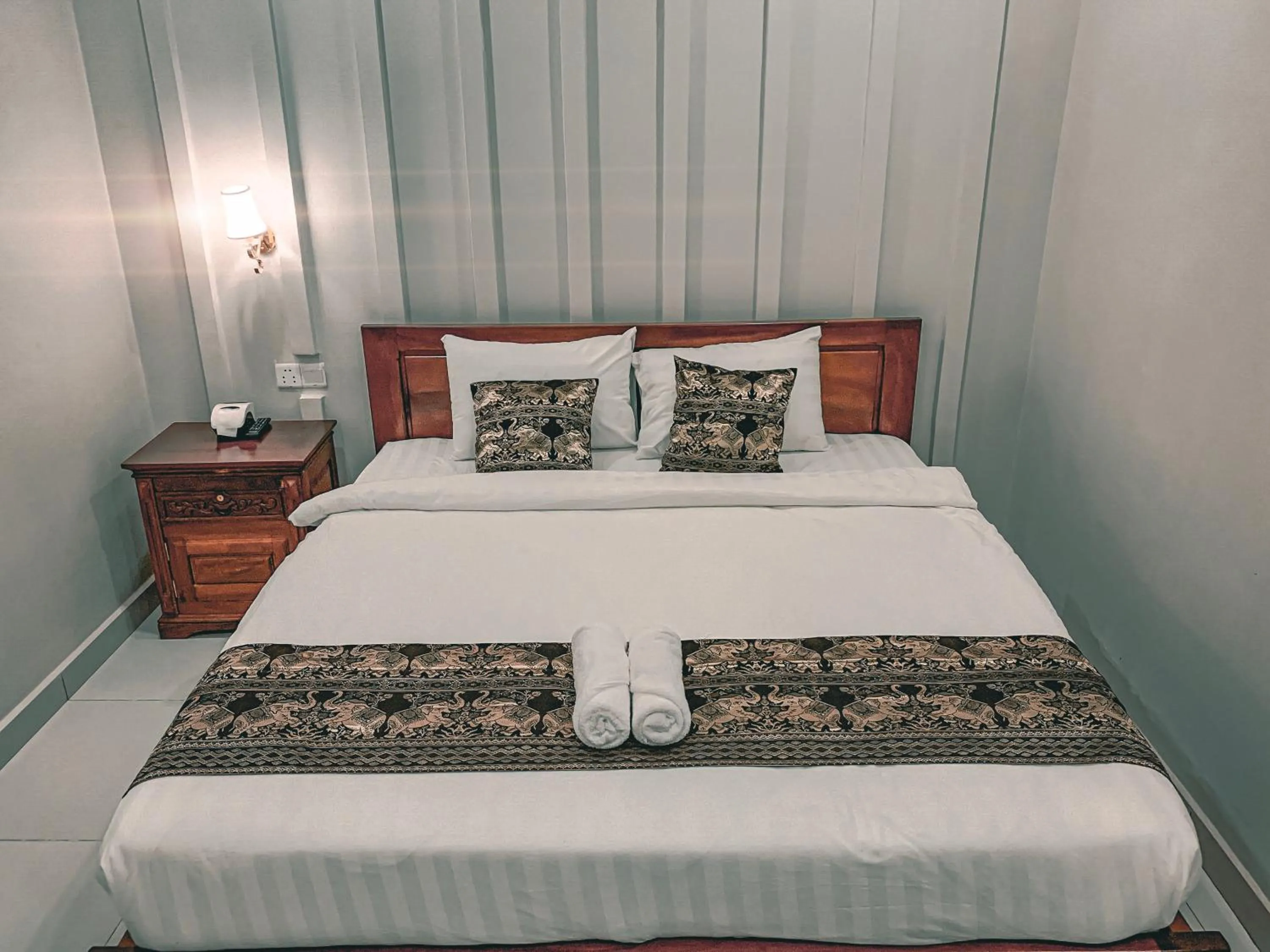 Bed in Montagne Regency