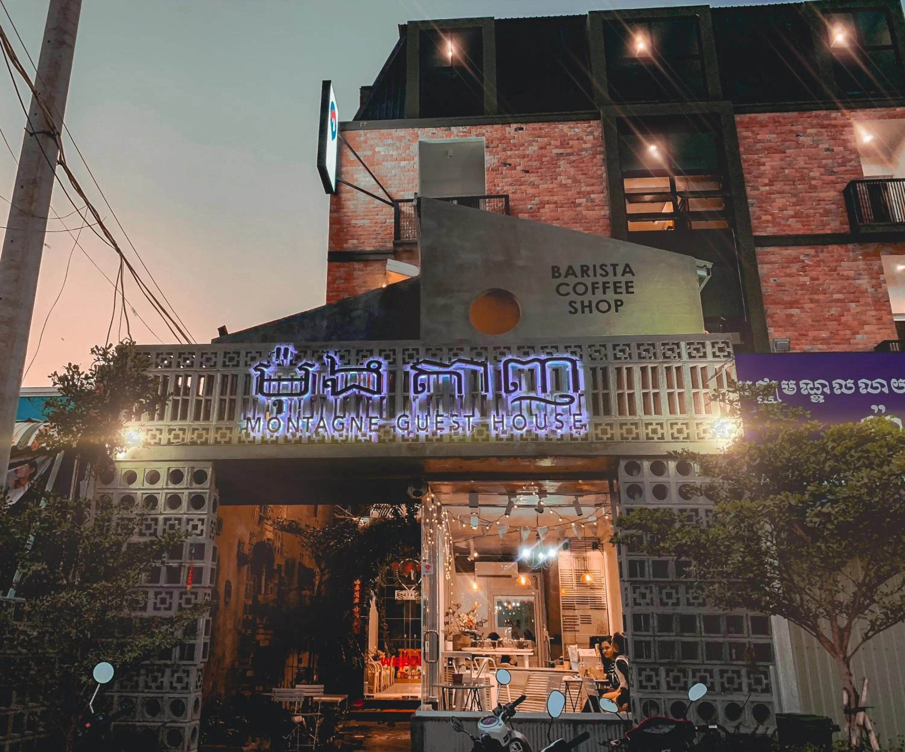 Property building in Montagne Regency