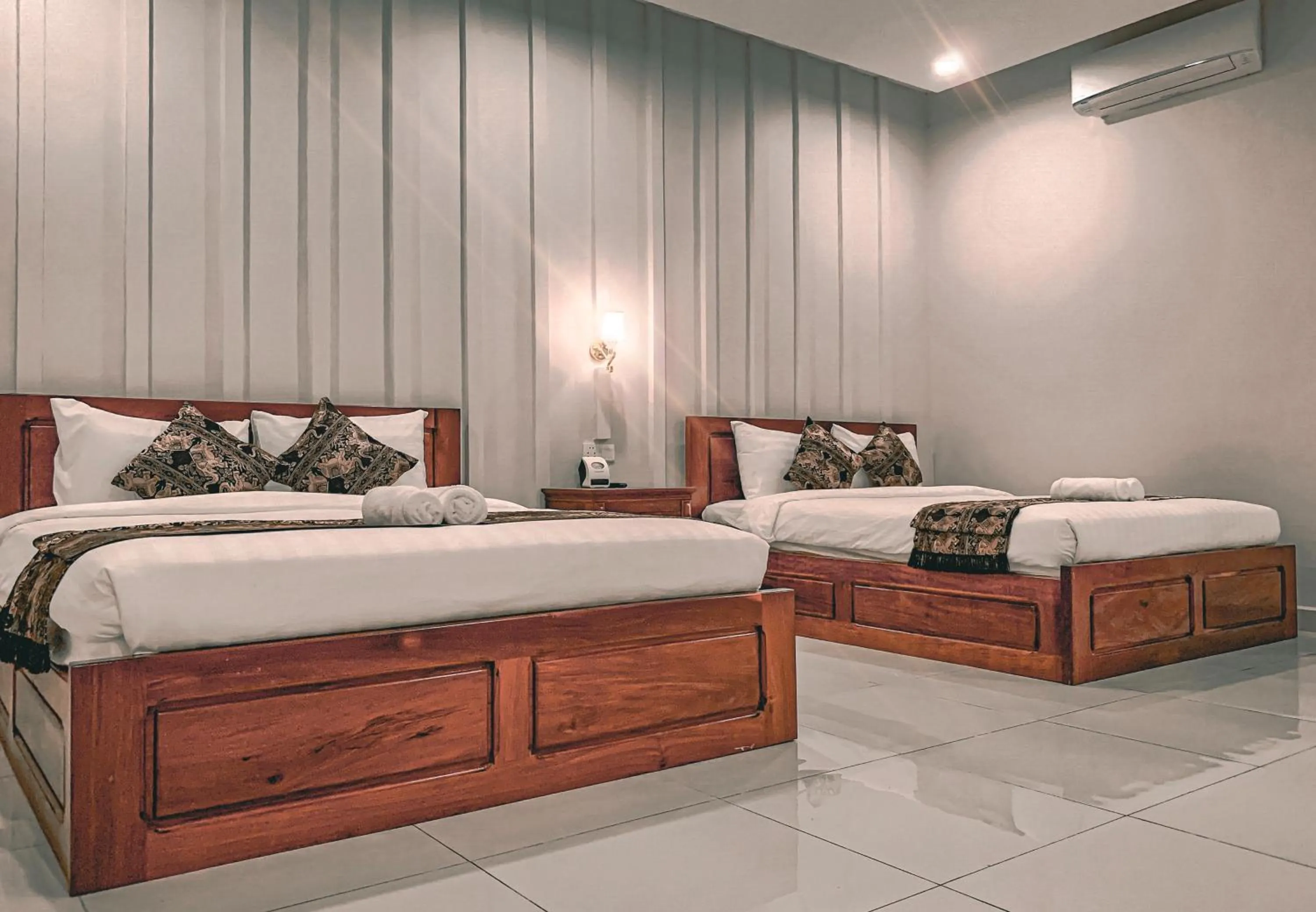 Bed in Montagne Regency