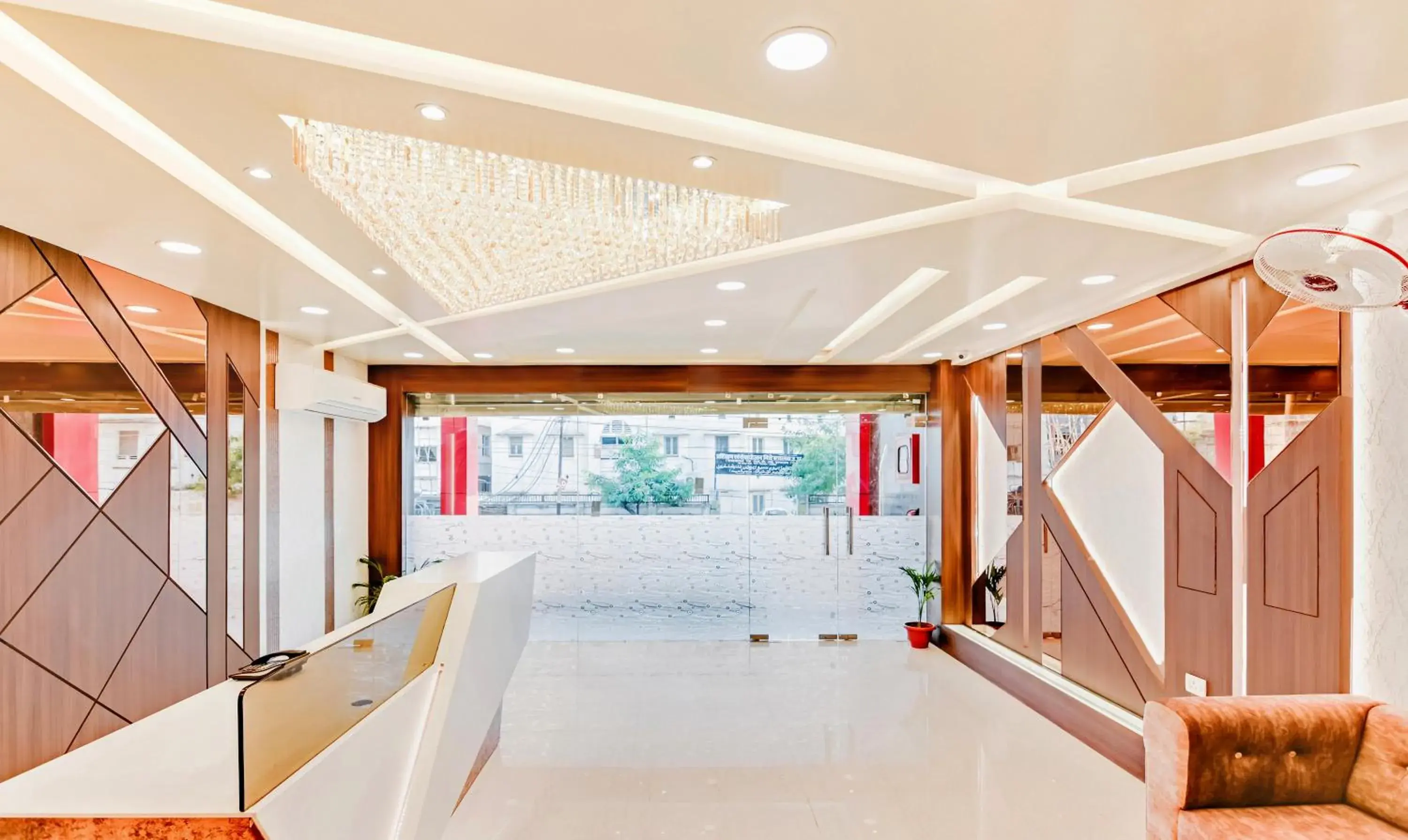 Lobby or reception in Treebo Resto- Near Lucknow Railway Station Lobby or reception in Treebo Resto- Near Lucknow Railway Station