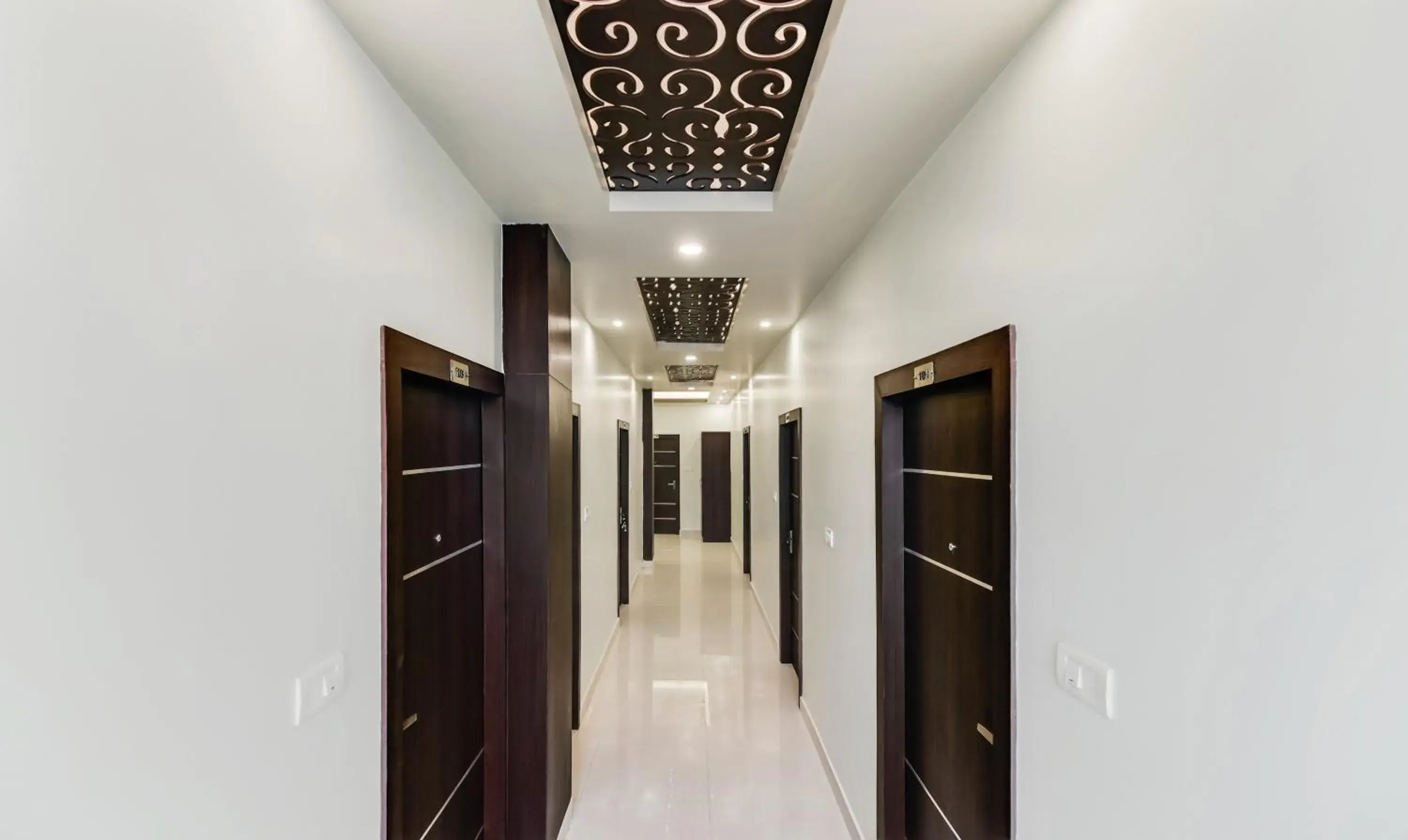 Lobby or reception in Treebo Resto- Near Lucknow Railway Station Lobby or reception in Treebo Resto- Near Lucknow Railway Station