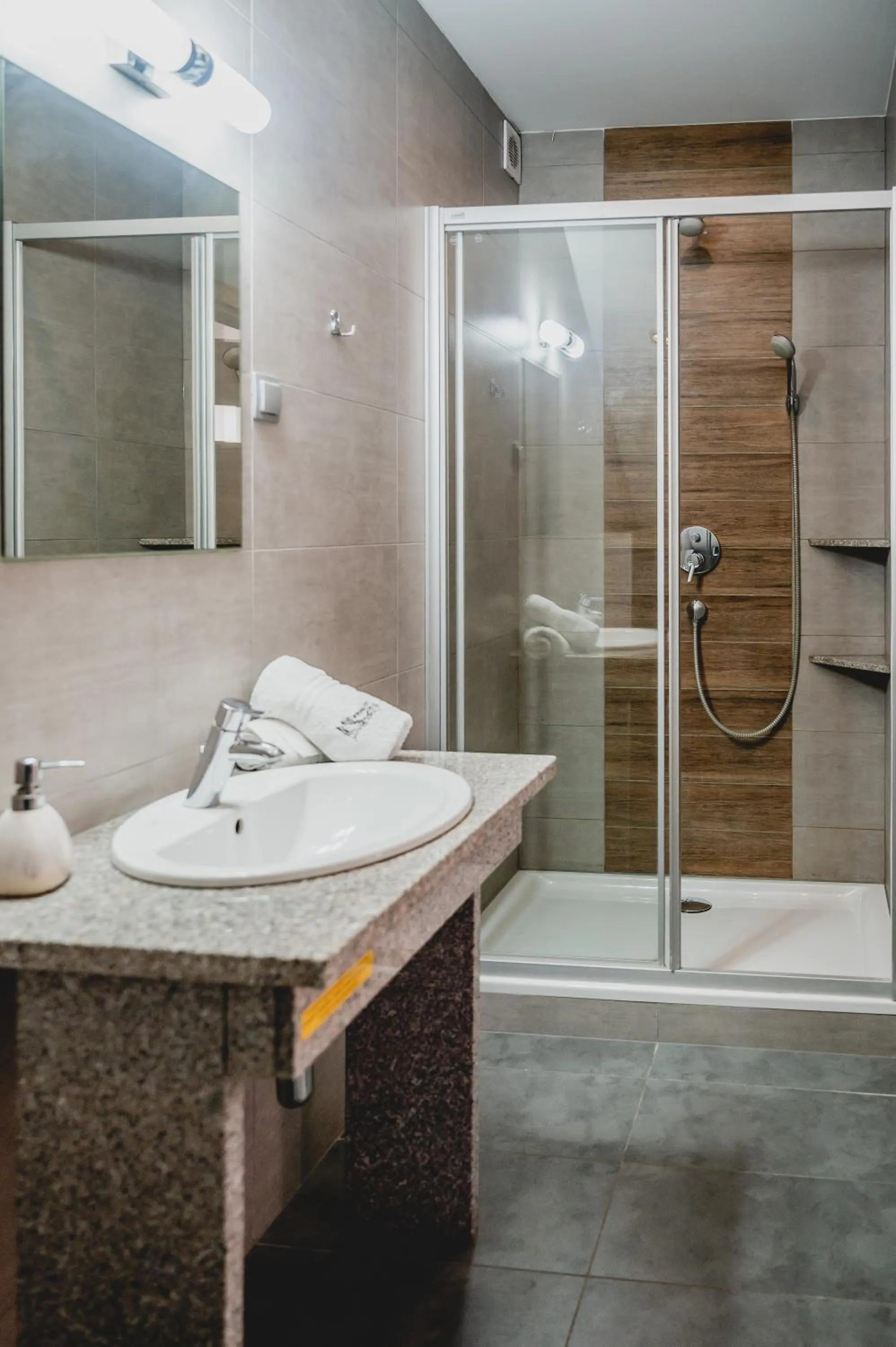 Shower in Hotel nad morzem- Art-Pension
